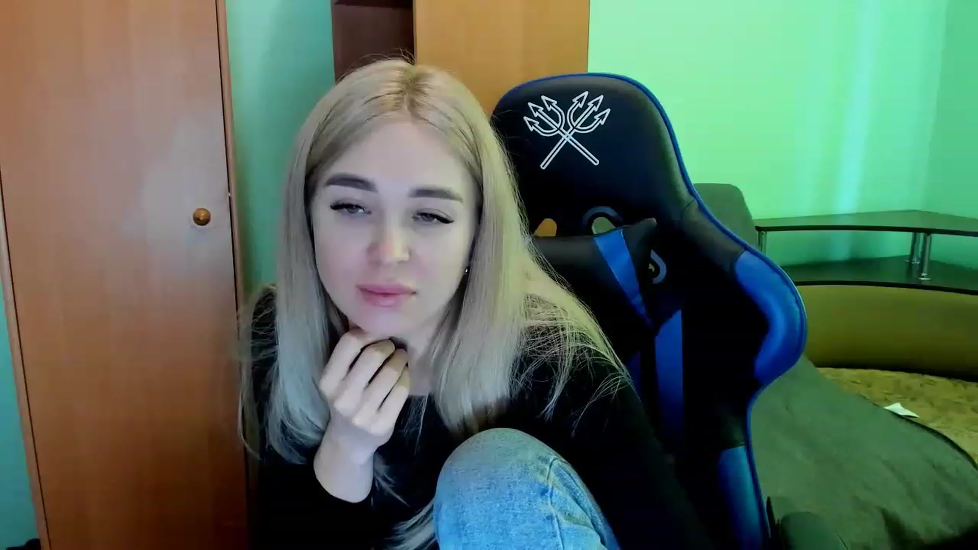 Gallery image thumbnail from MerlinStoun's myfreecams stream on, 01/02/2023, 10:46 image 11 of 20