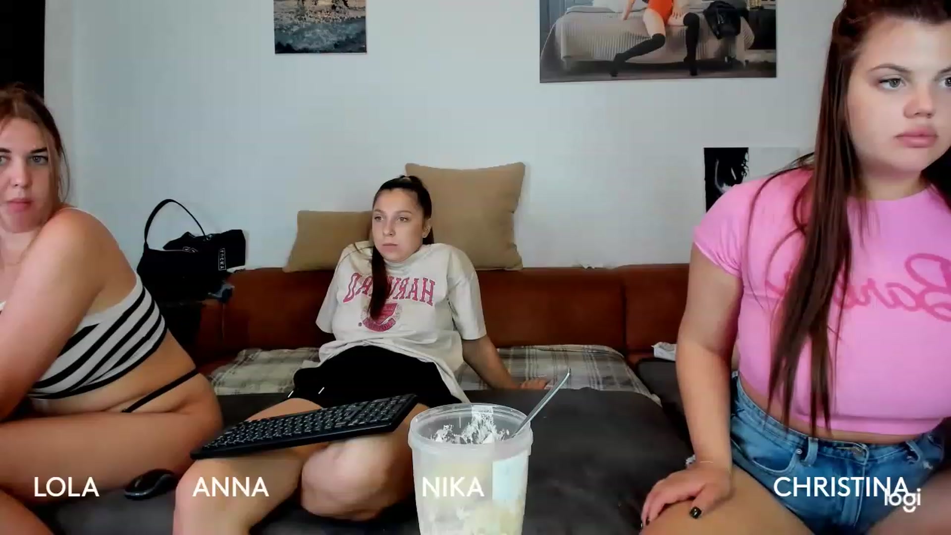 Gallery image thumbnail from MerlinStoun's myfreecams stream on, 08/25/2023, 08:25 image 15 of 20