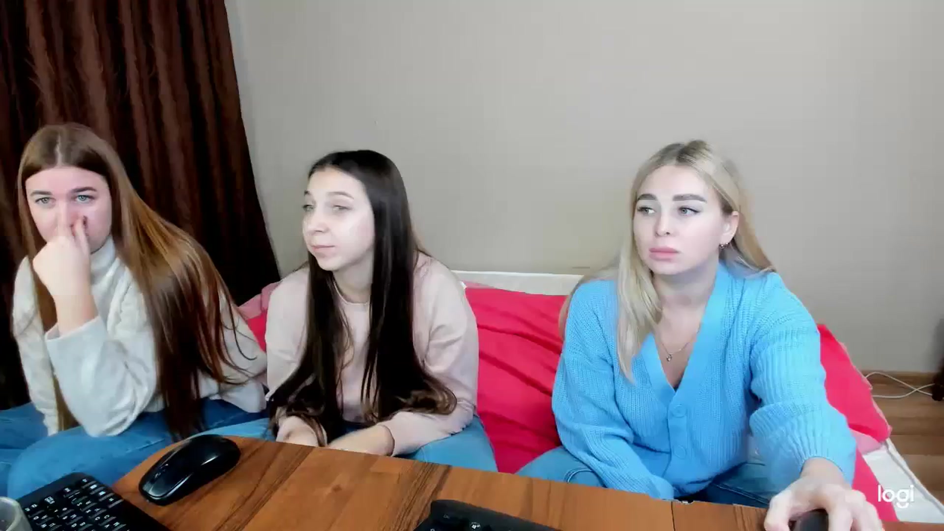 Gallery image thumbnail from MerlinStoun's myfreecams stream on, 11/13/2023, 11:35 image 1 of 20