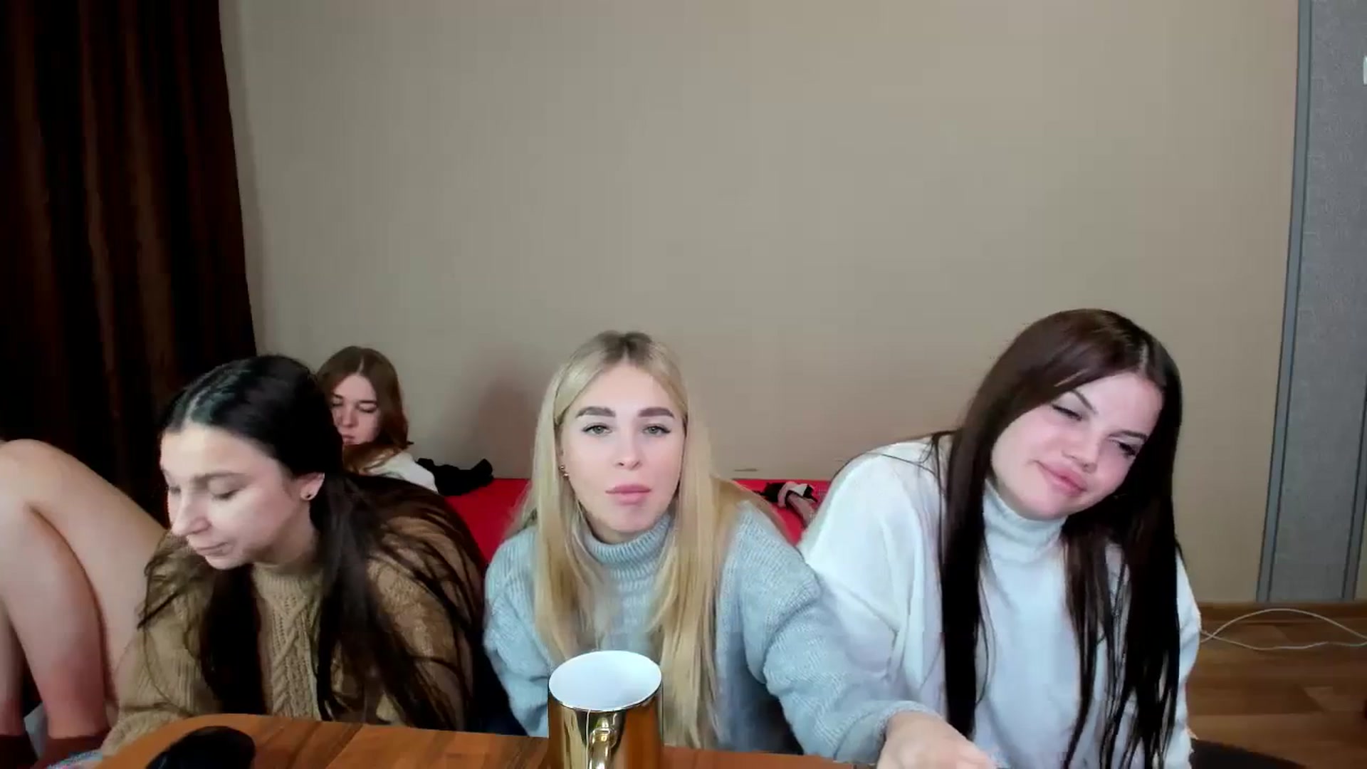 Gallery image thumbnail from MerlinStoun's myfreecams stream on, 11/17/2023, 11:20 image 18 of 20