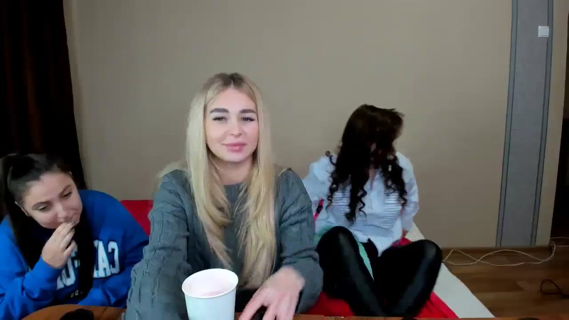 Gallery image thumbnail from MerlinStoun's myfreecams stream on, 11/18/2023, 10:53 image 13 of 20