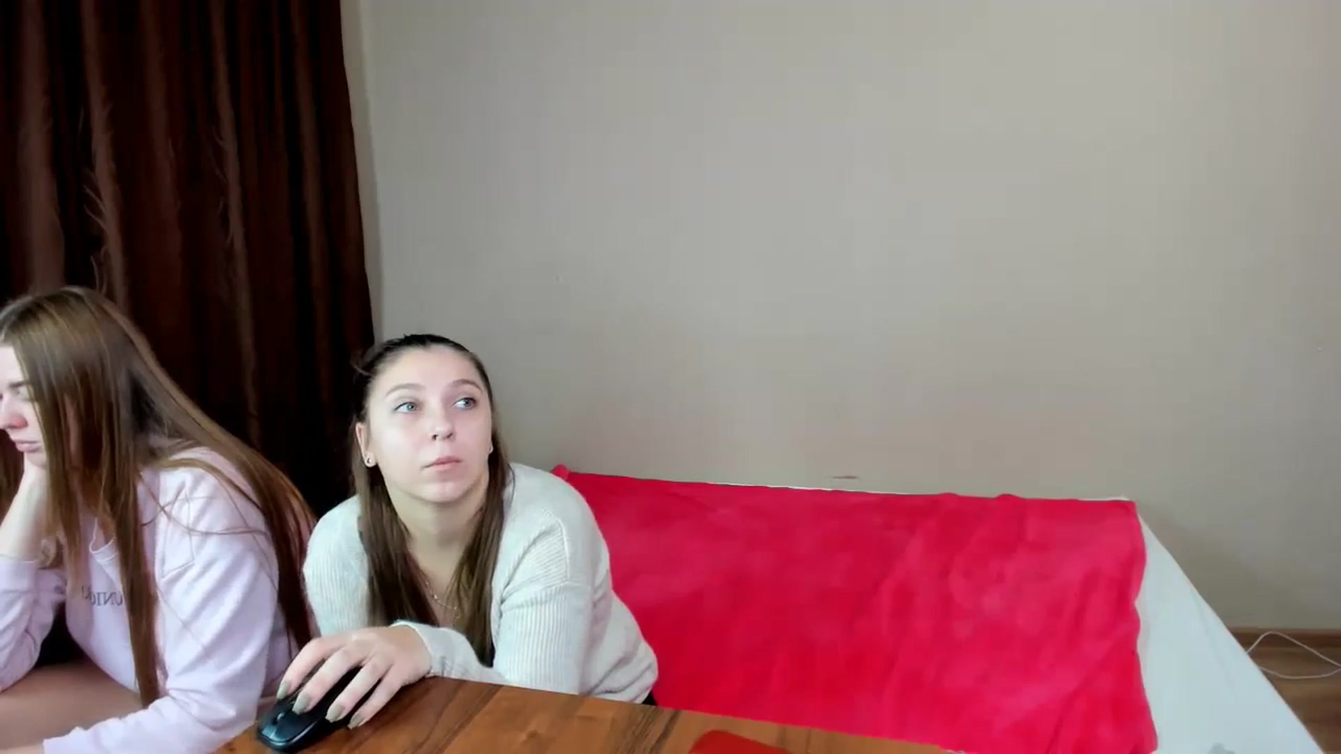 Gallery image thumbnail from MerlinStoun's myfreecams stream on, 11/21/2023, 09:59 image 8 of 20