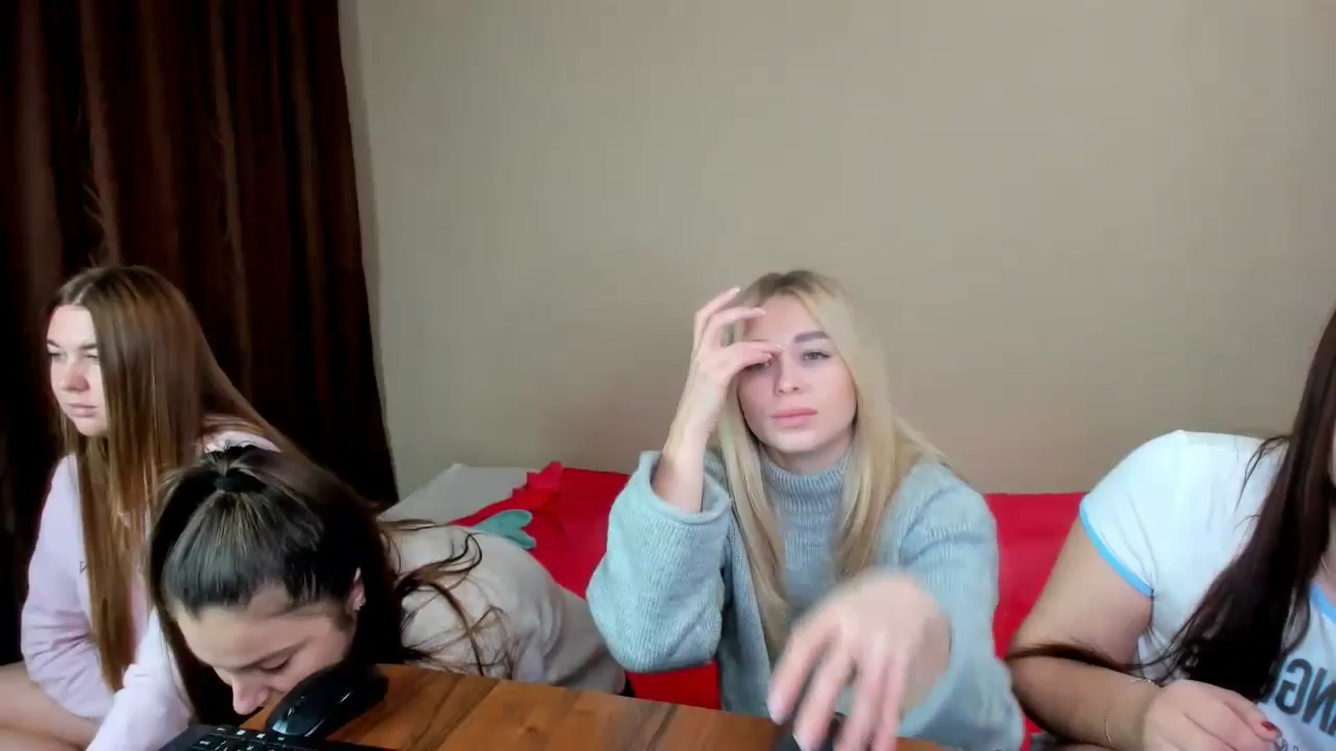 Gallery image thumbnail from MerlinStoun's myfreecams stream on, 11/21/2023, 09:59 image 1 of 20