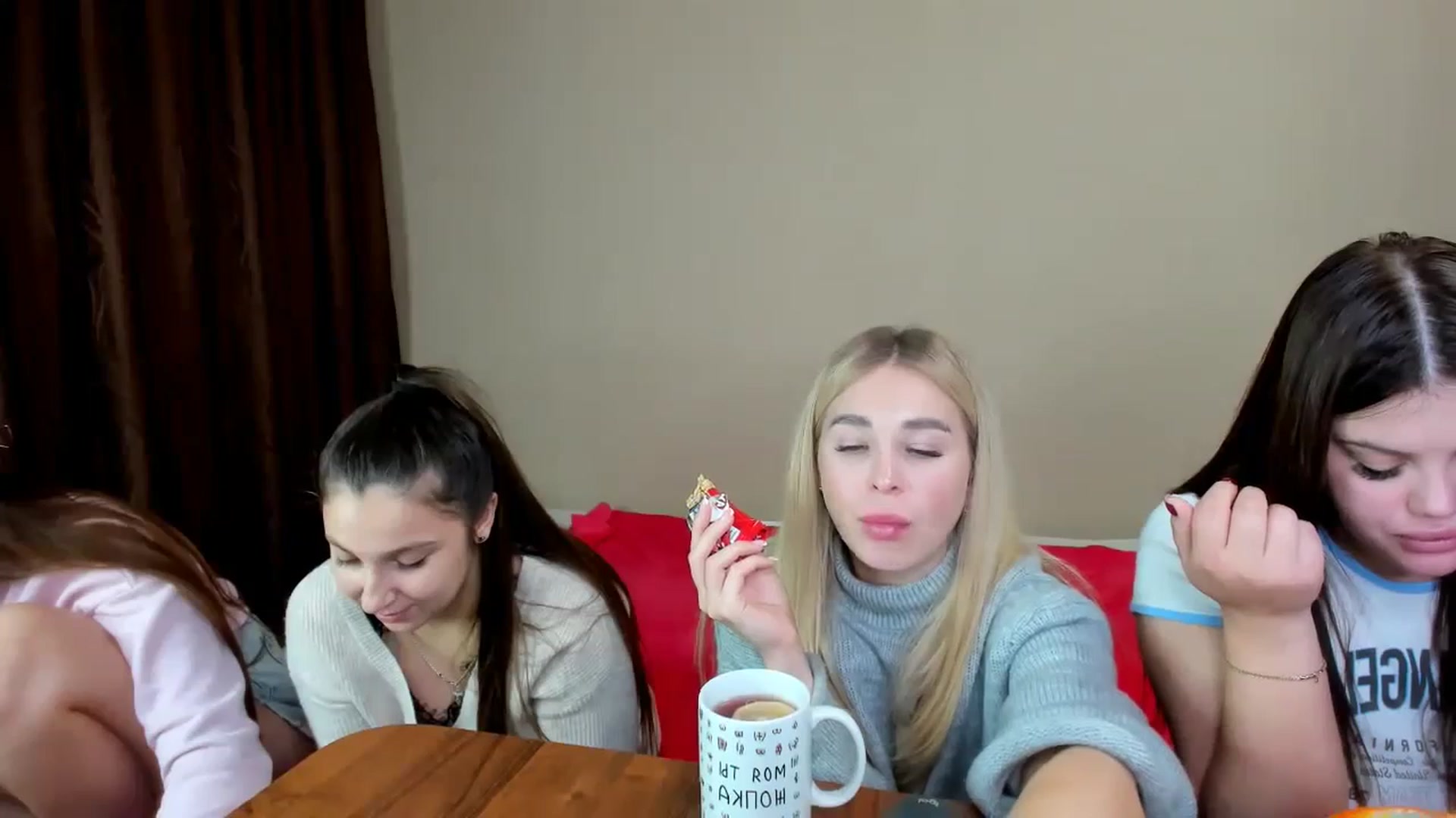 Gallery image thumbnail from MerlinStoun's myfreecams stream on, 11/21/2023, 10:25 image 16 of 20