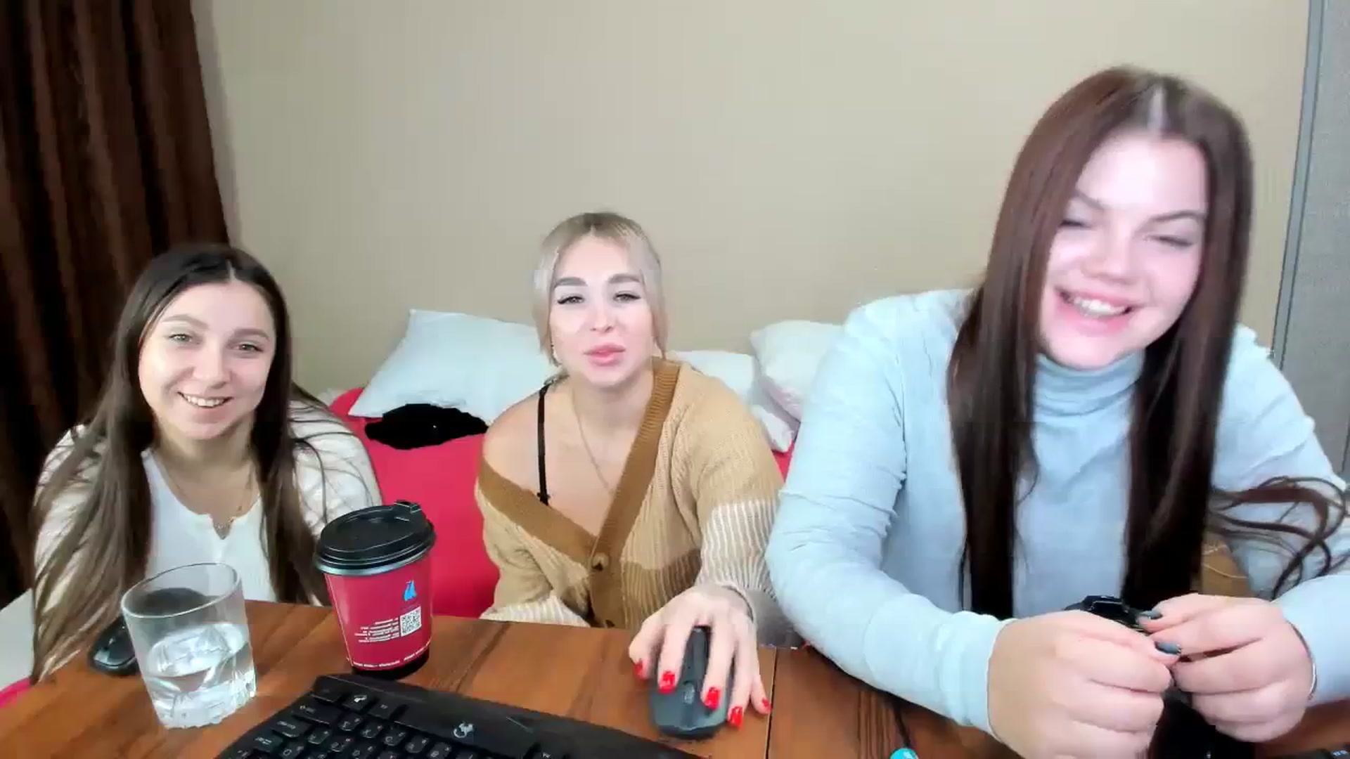 Gallery image thumbnail from MerlinStoun's myfreecams stream on, 11/29/2023, 08:22 image 9 of 20