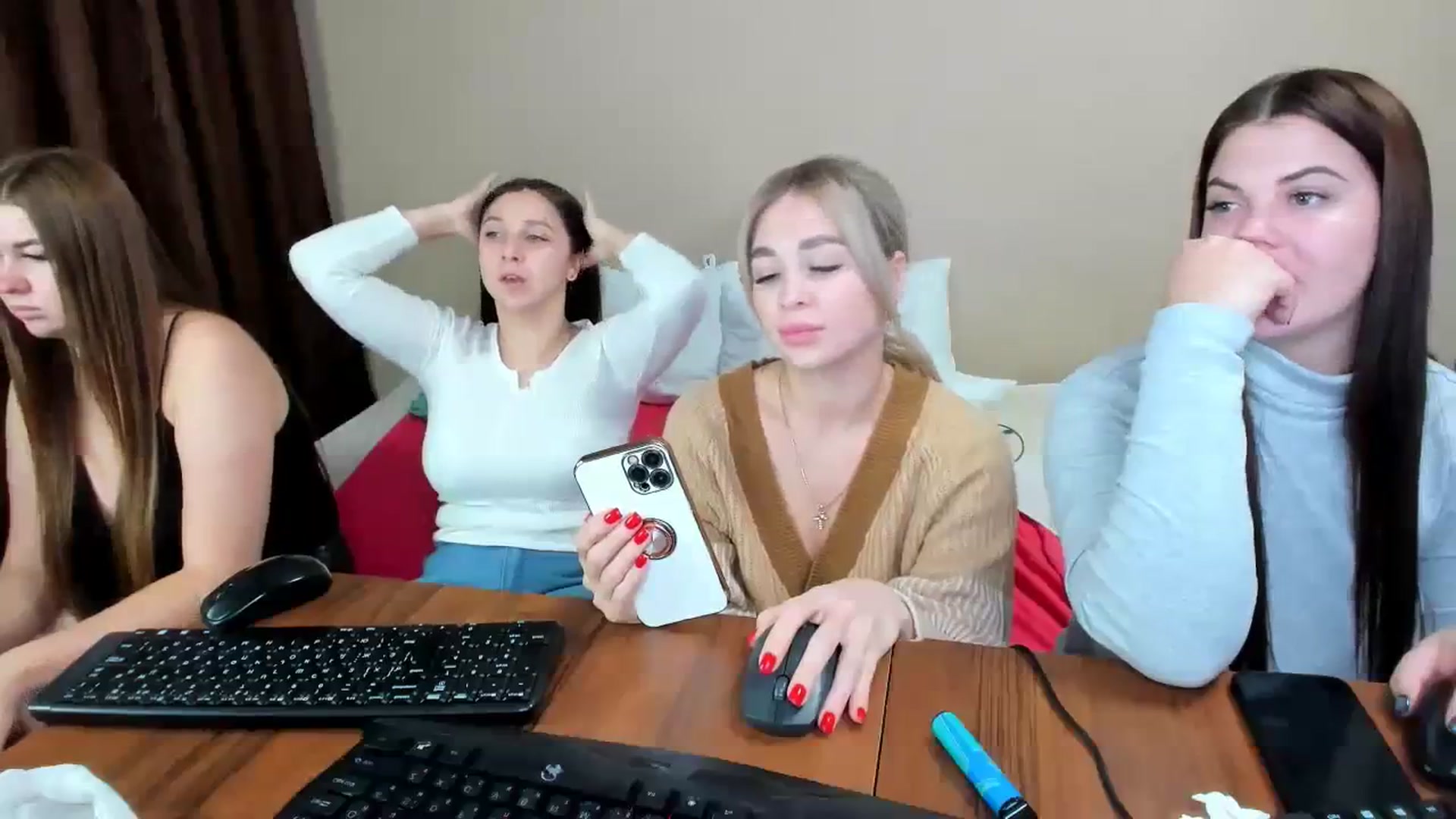 Gallery image thumbnail from MerlinStoun's myfreecams stream on, 11/29/2023, 14:05 image 15 of 20