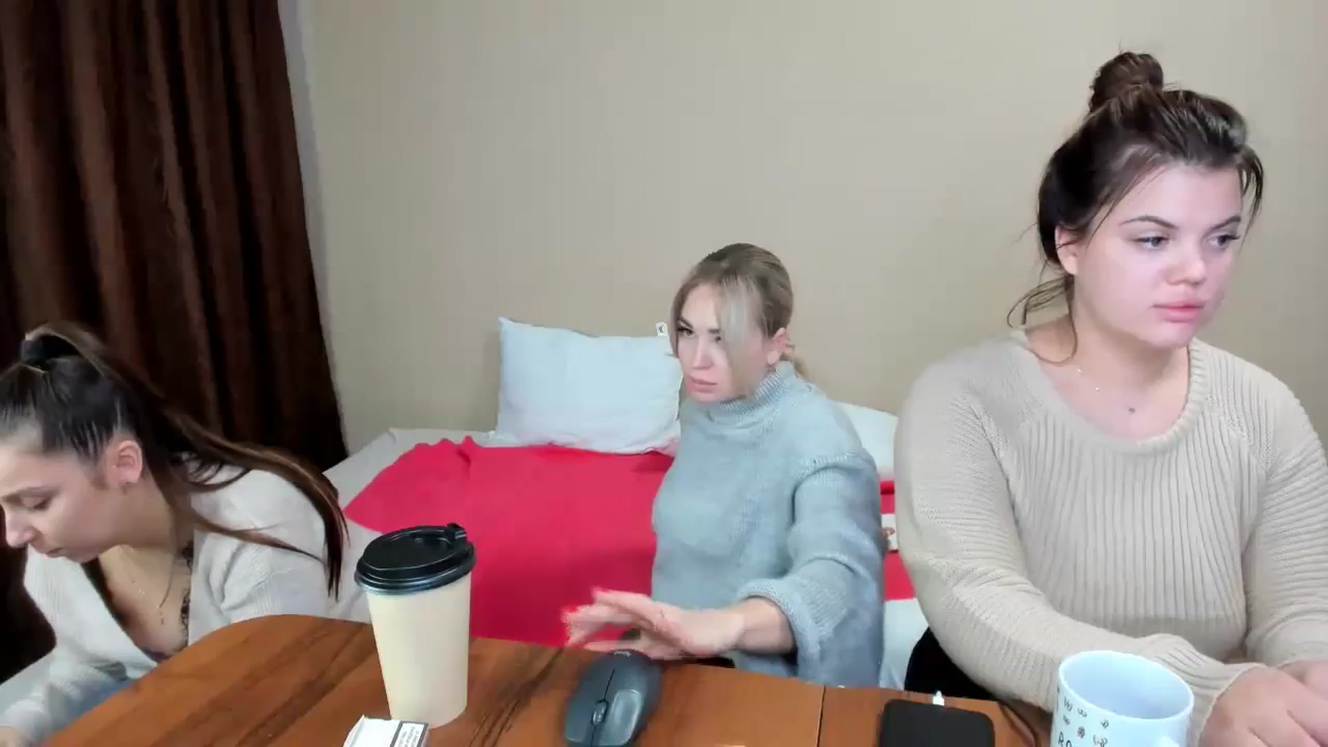 Gallery image thumbnail from MerlinStoun's myfreecams stream on, 11/30/2023, 09:21 image 12 of 20