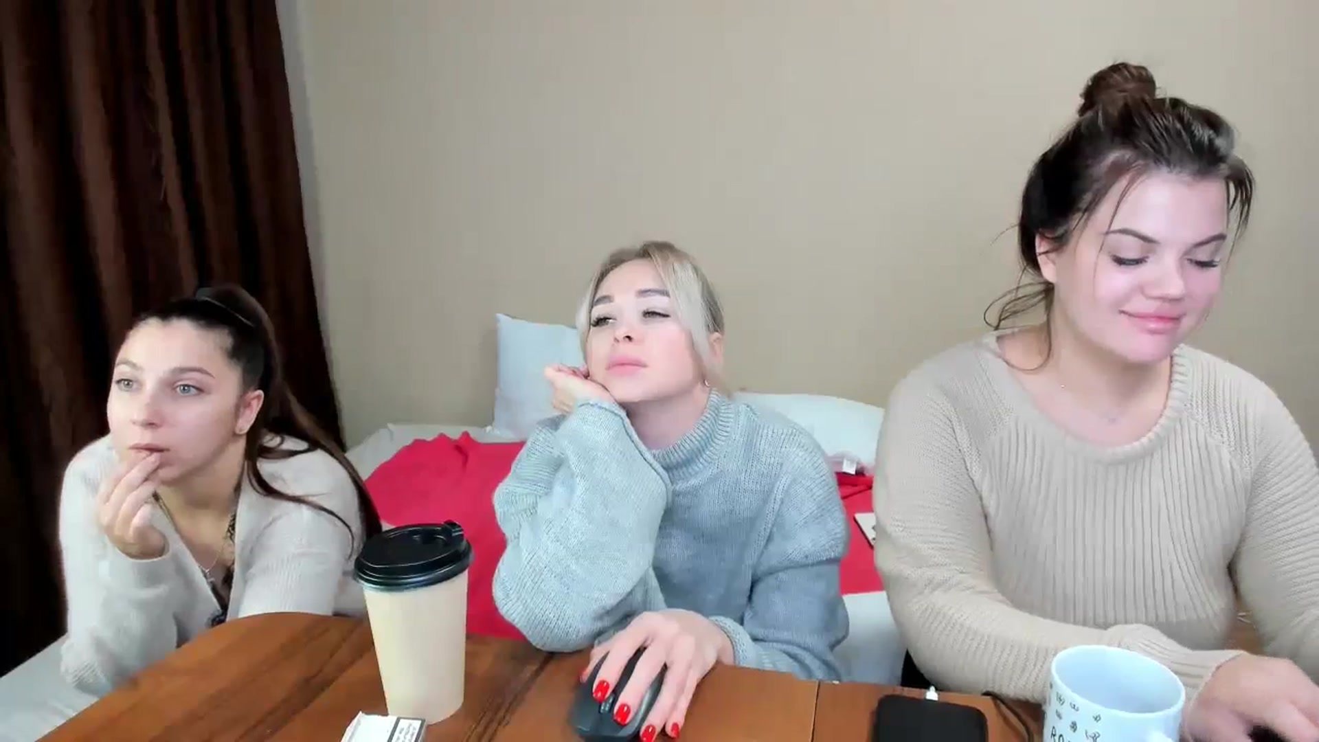 Gallery image thumbnail from MerlinStoun's myfreecams stream on, 11/30/2023, 09:21 image 10 of 20