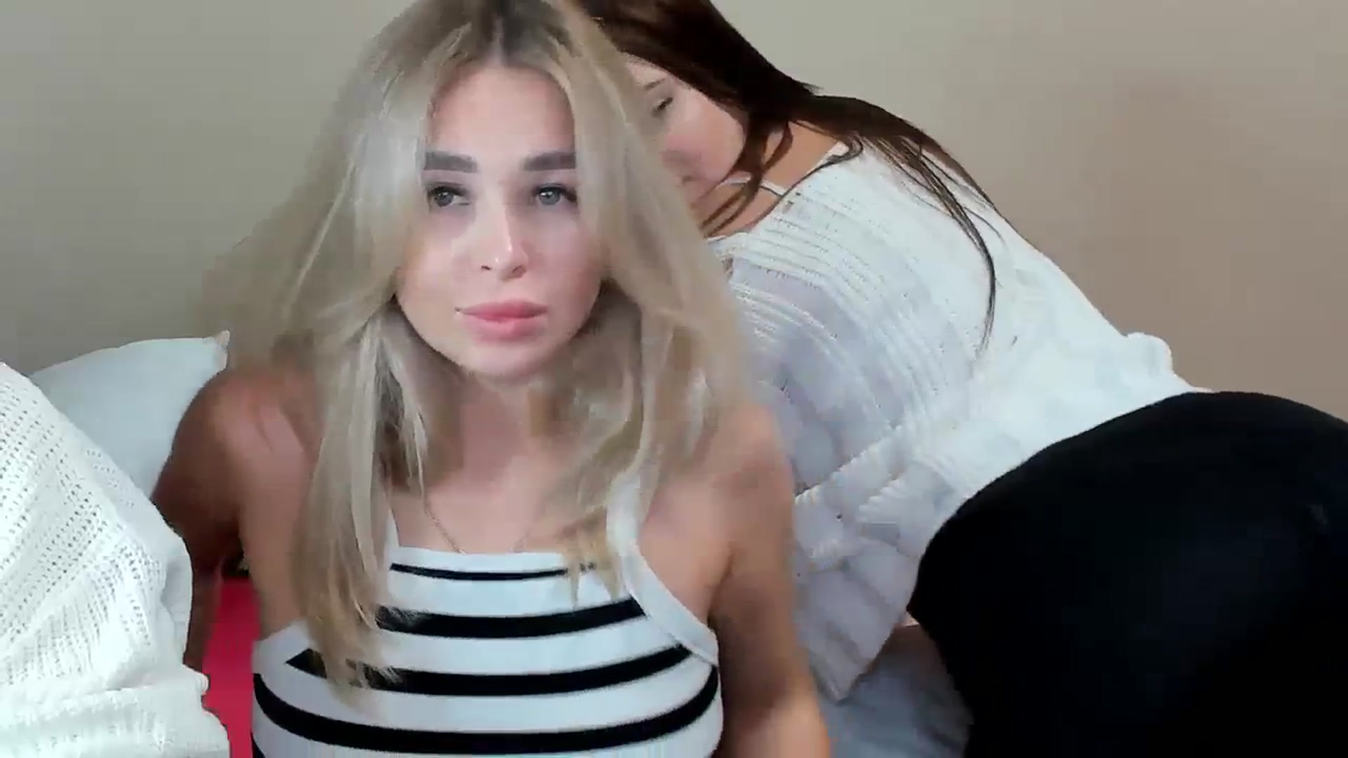 Gallery image thumbnail from MerlinStoun's myfreecams stream on, 12/02/2023, 10:57 image 19 of 20