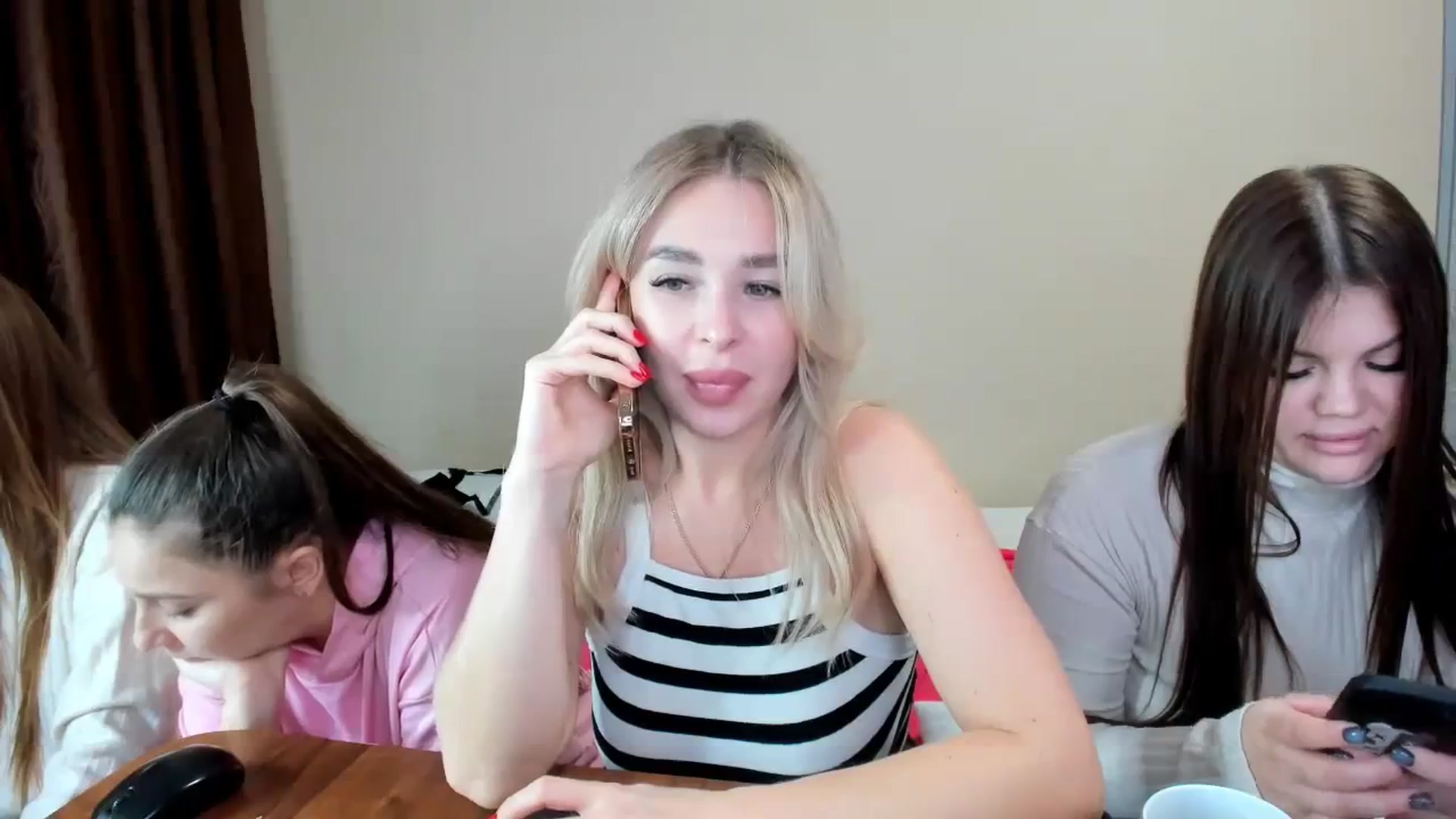 Gallery image thumbnail from MerlinStoun's myfreecams stream on, 12/03/2023, 11:16 image 3 of 20