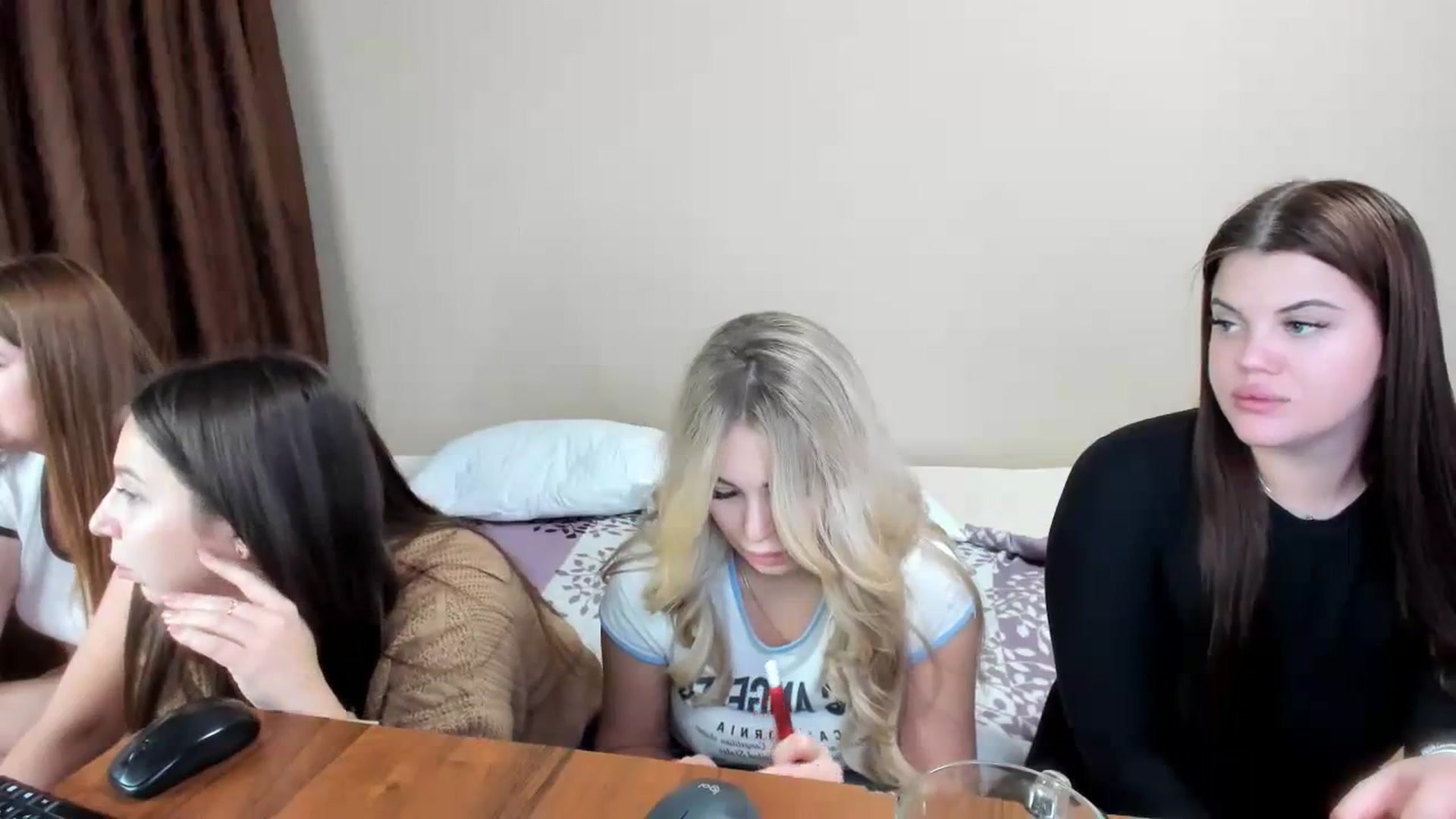Gallery image thumbnail from MerlinStoun's myfreecams stream on, 12/07/2023, 12:12 image 13 of 20