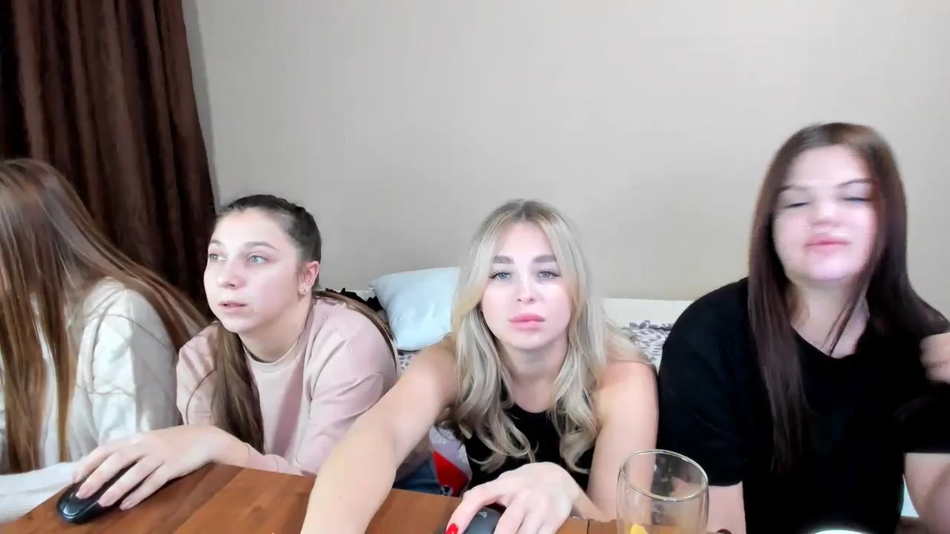 Gallery image thumbnail from MerlinStoun's myfreecams stream on, 12/09/2023, 11:15 image 20 of 20