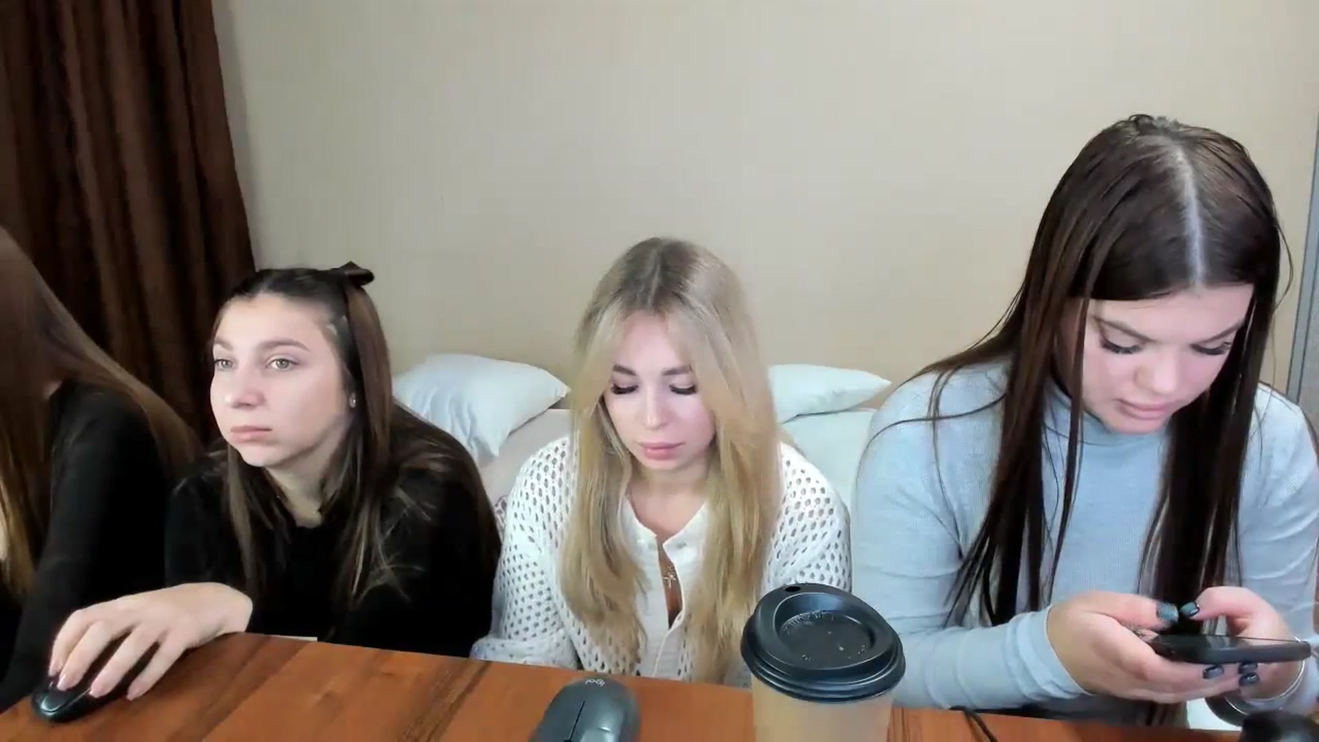 Gallery image thumbnail from MerlinStoun's myfreecams stream on, 12/11/2023, 08:27 image 2 of 20
