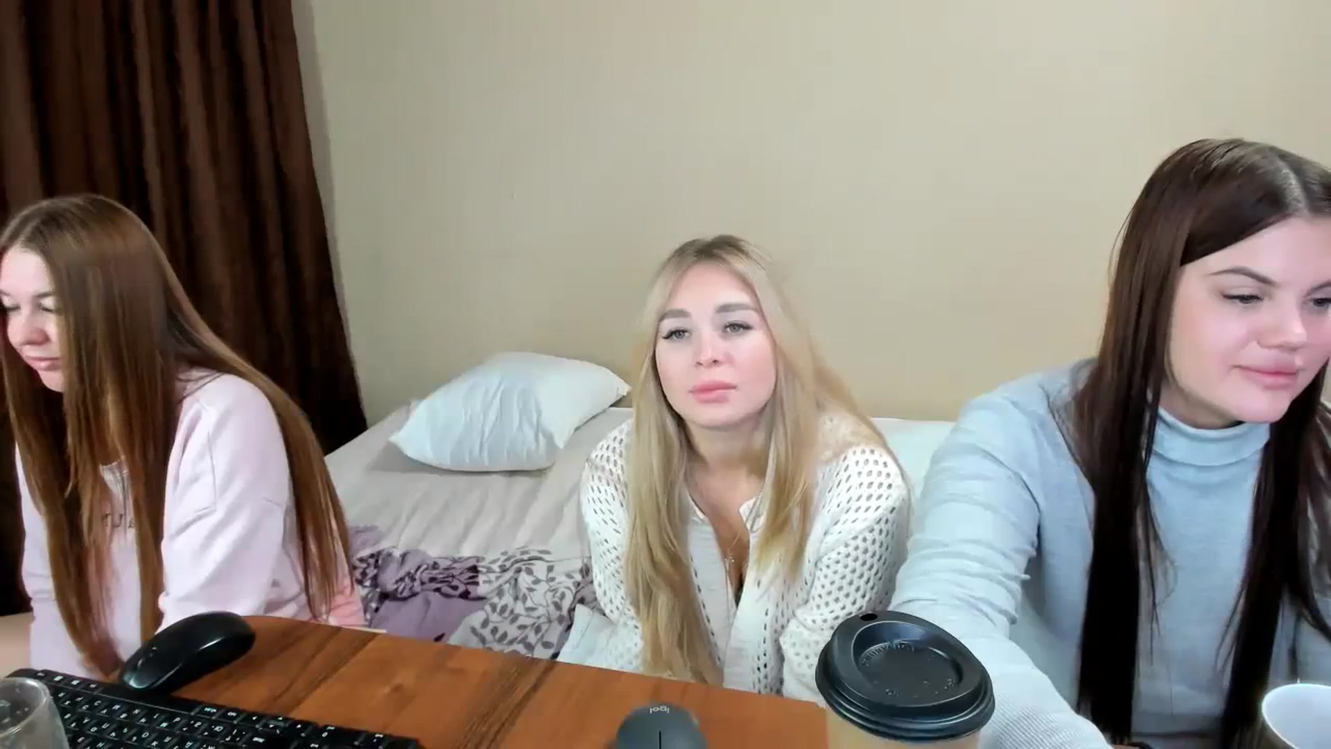 Gallery image thumbnail from MerlinStoun's myfreecams stream on, 12/11/2023, 10:12 image 7 of 20