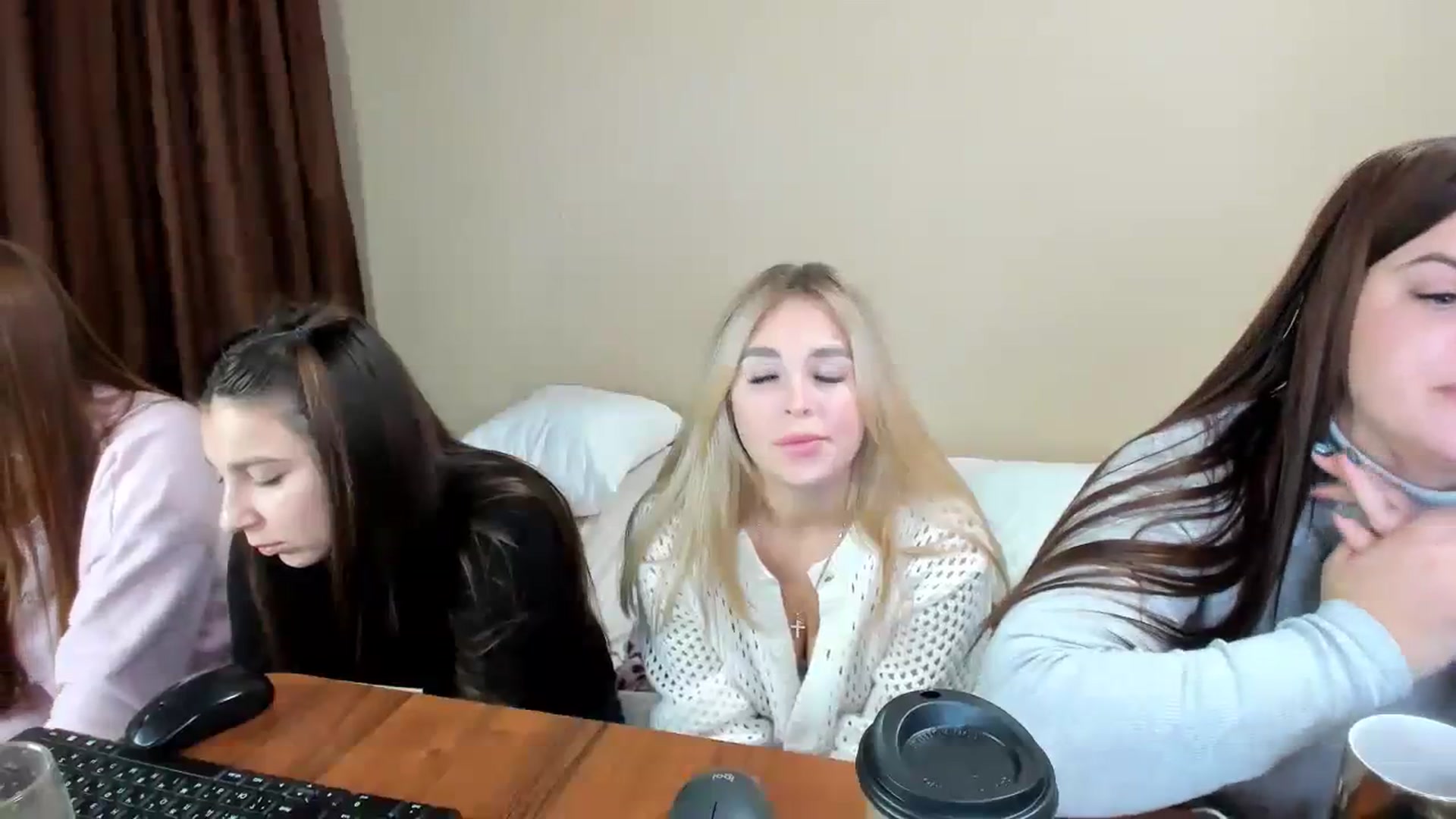 Gallery image thumbnail from MerlinStoun's myfreecams stream on, 12/11/2023, 10:12 image 9 of 20