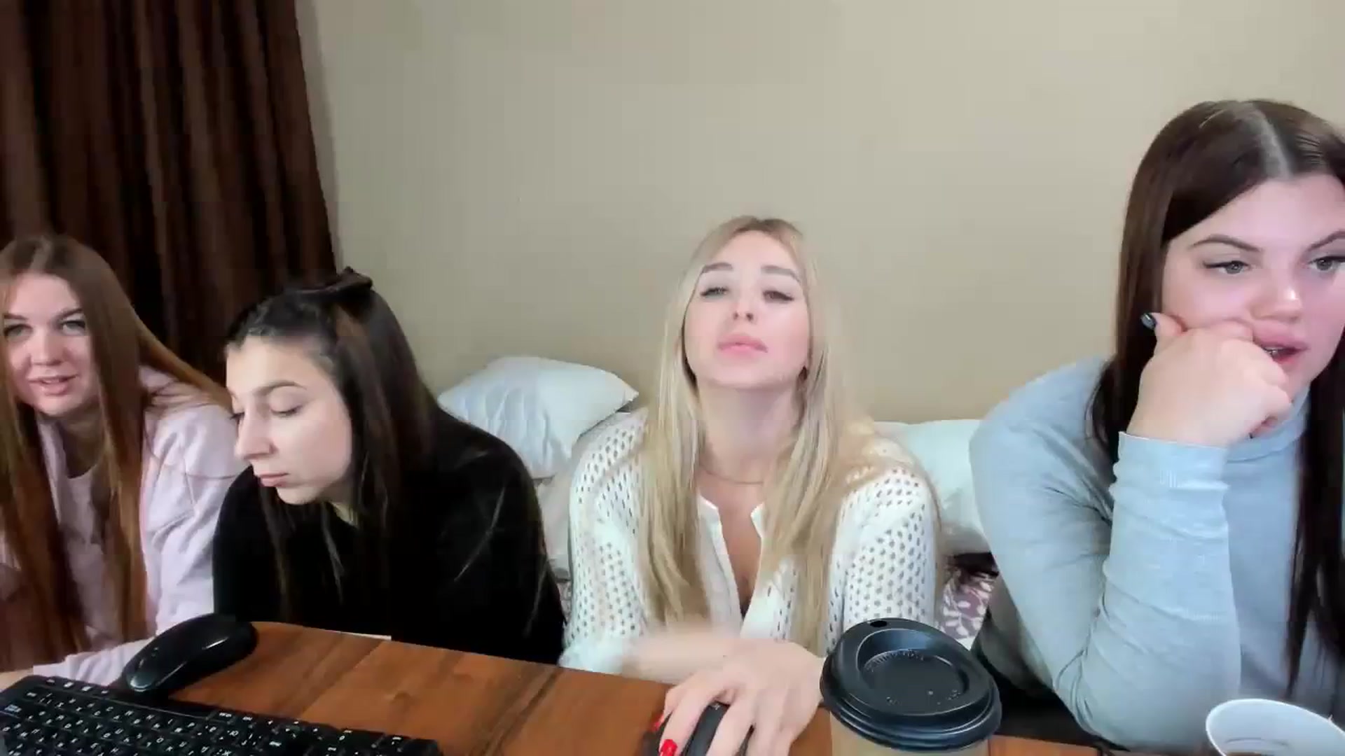 Gallery image thumbnail from MerlinStoun's myfreecams stream on, 12/11/2023, 10:12 image 1 of 20