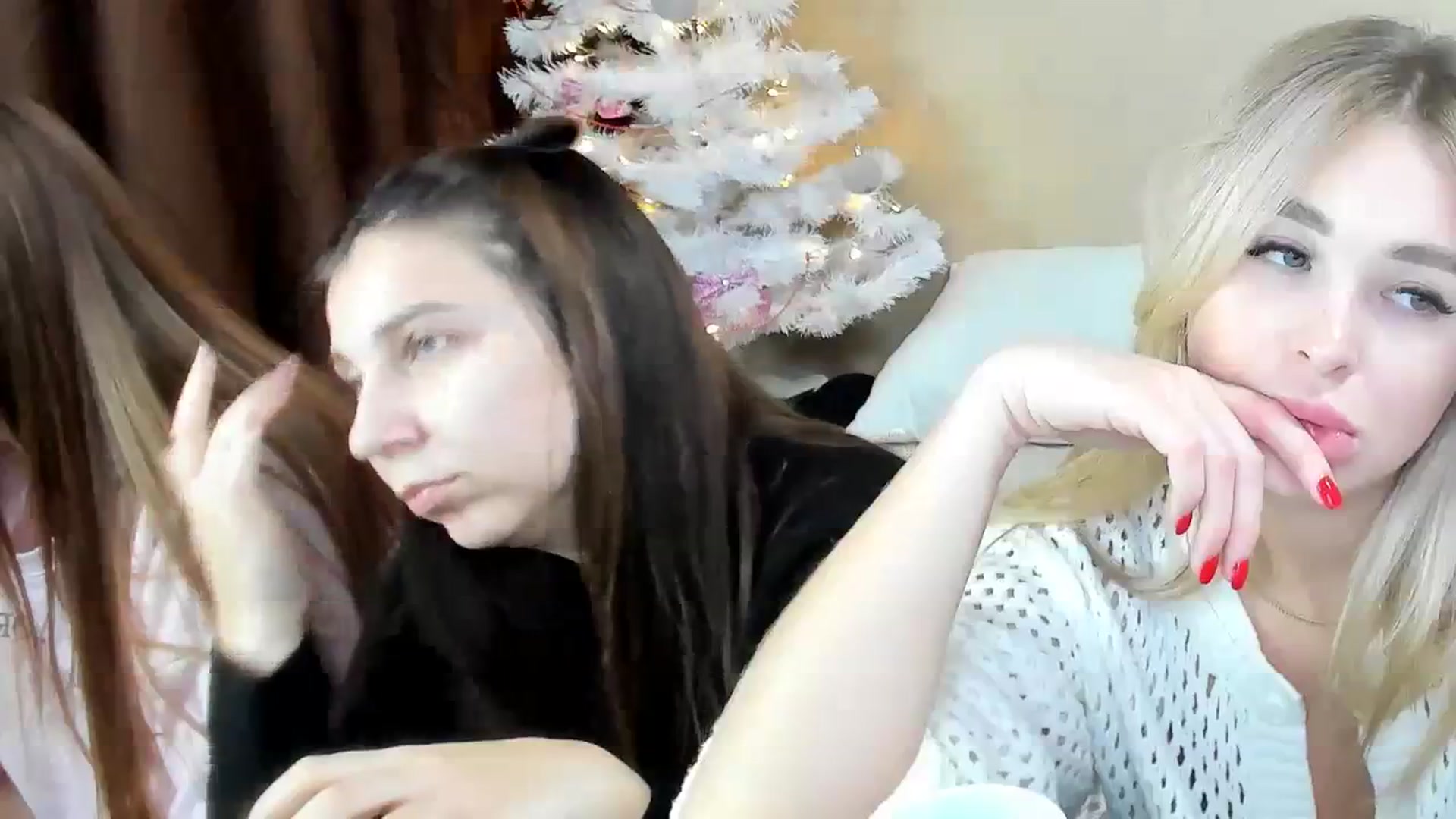 Gallery image thumbnail from MerlinStoun's myfreecams stream on, 12/11/2023, 11:18 image 12 of 20