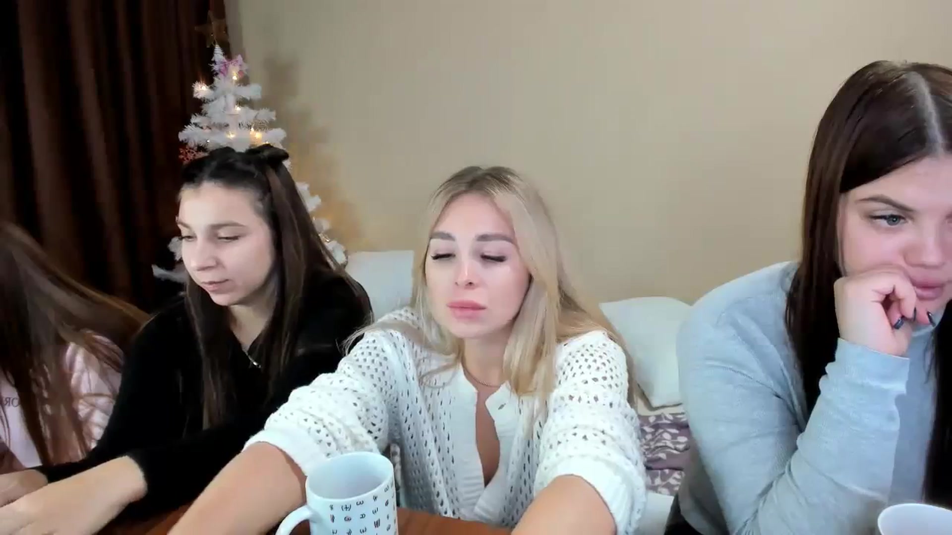 Gallery image thumbnail from MerlinStoun's myfreecams stream on, 12/11/2023, 11:18 image 8 of 20