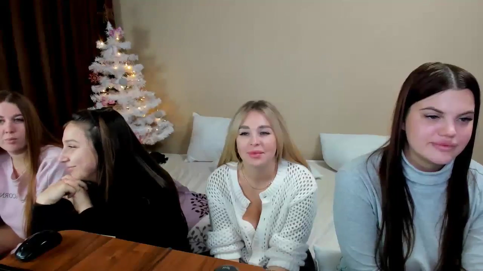 Gallery image thumbnail from MerlinStoun's myfreecams stream on, 12/11/2023, 12:35 image 20 of 20