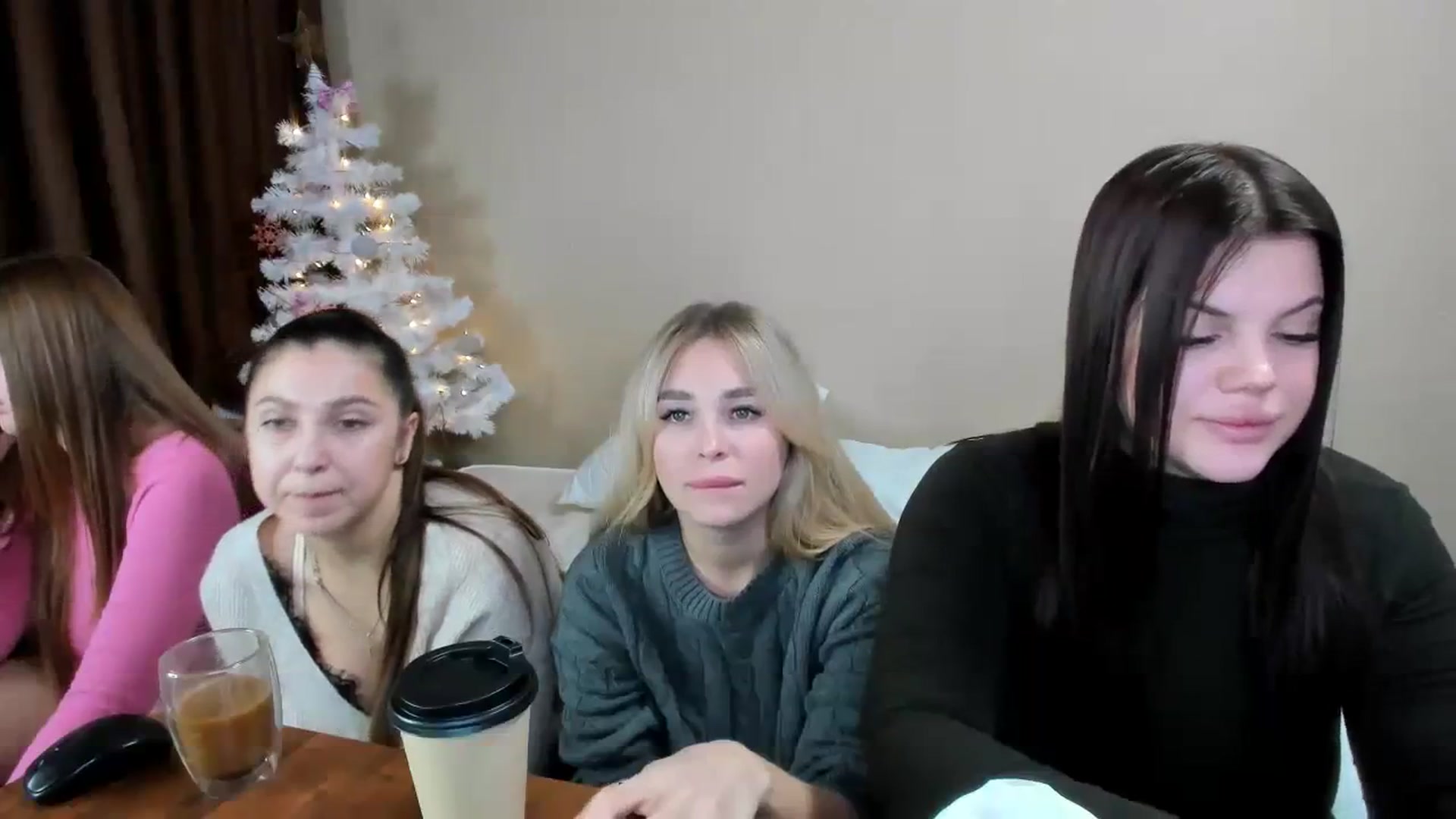 Gallery image thumbnail from MerlinStoun's myfreecams stream on, 12/12/2023, 08:58 image 19 of 20
