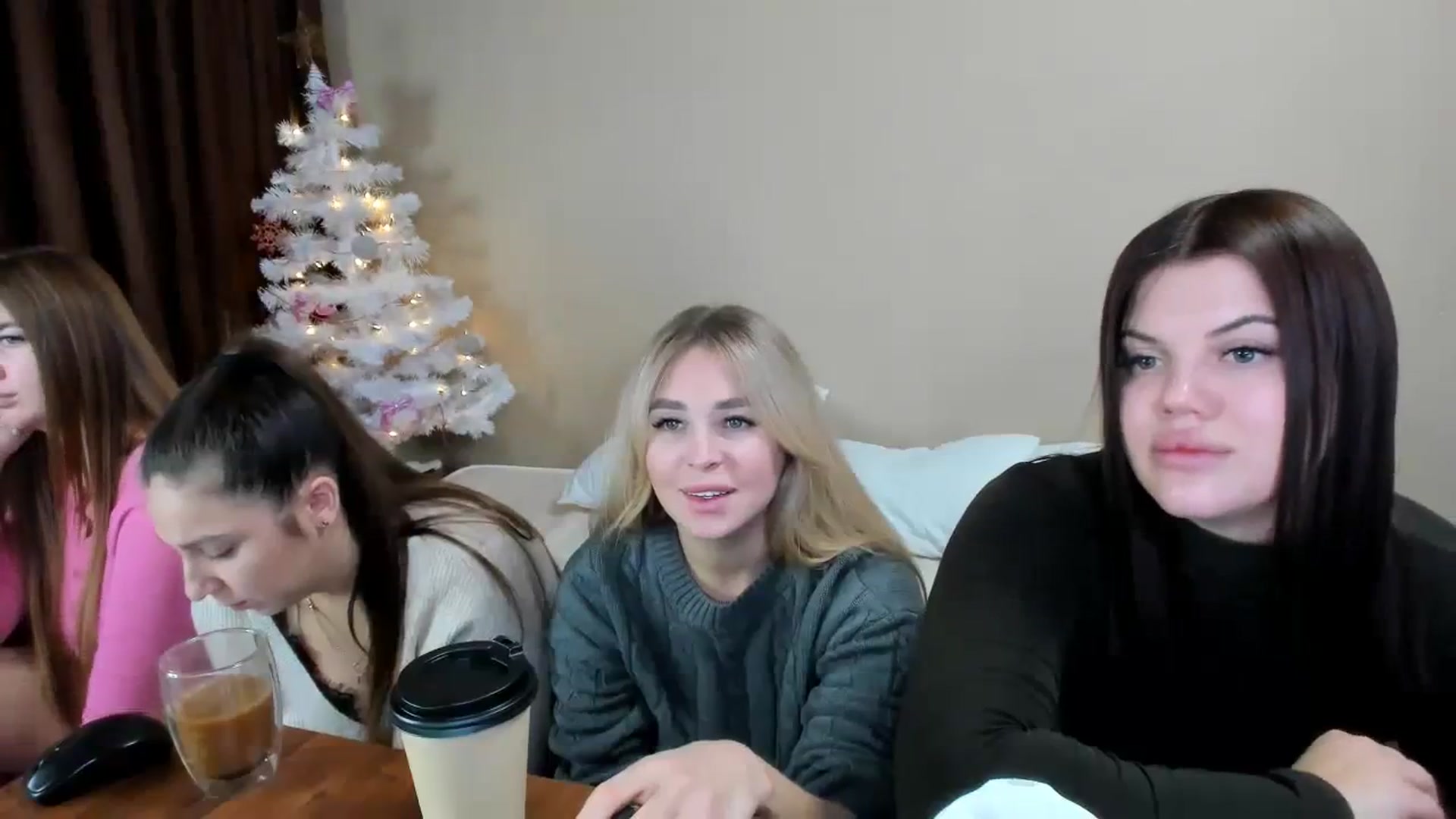 Gallery image thumbnail from MerlinStoun's myfreecams stream on, 12/12/2023, 08:58 image 18 of 20