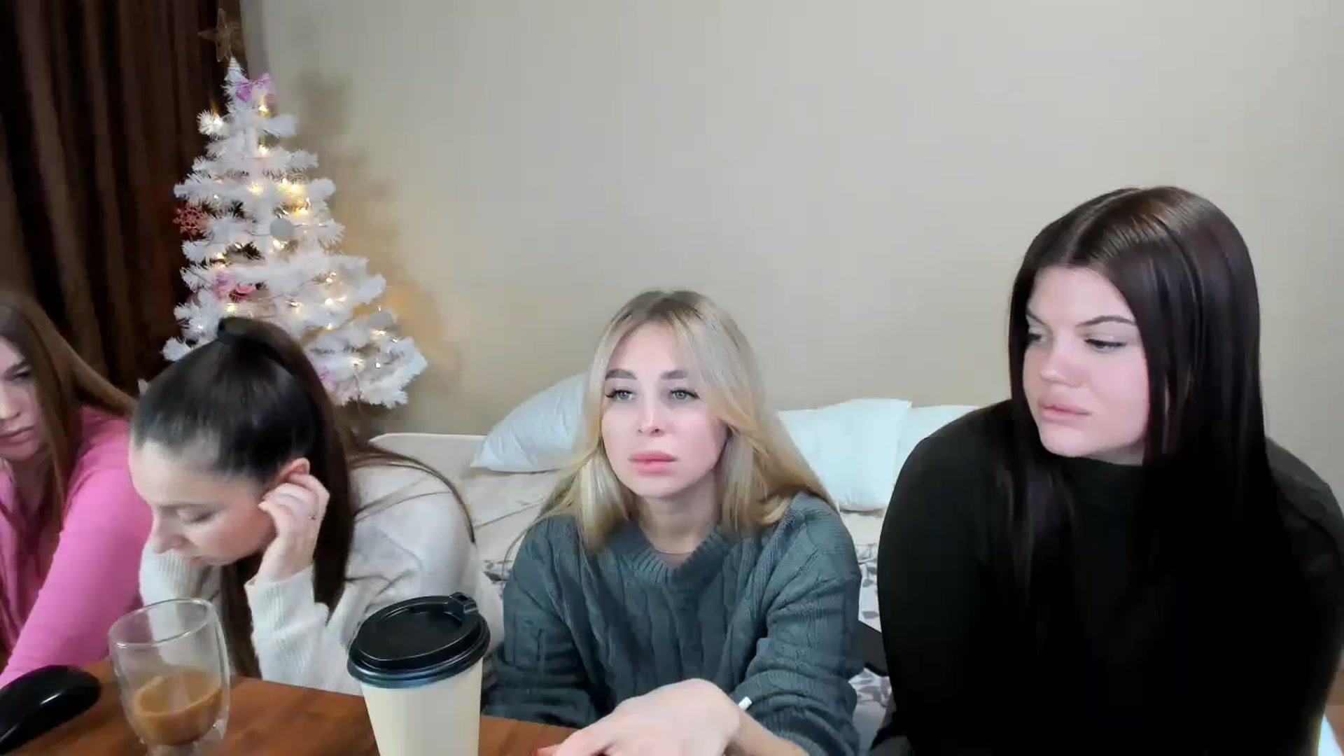 Gallery image thumbnail from MerlinStoun's myfreecams stream on, 12/12/2023, 09:21 image 14 of 20
