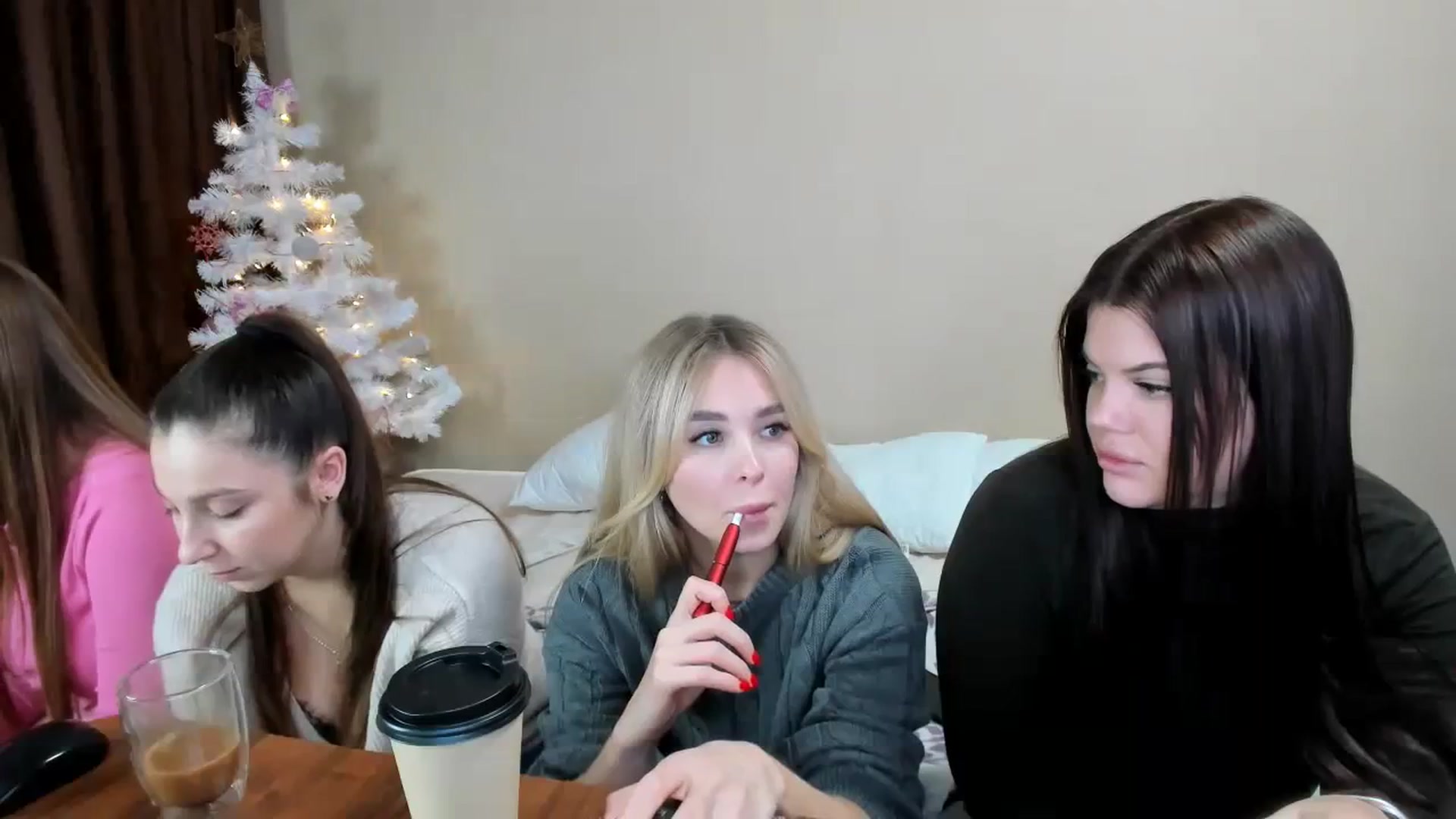 Gallery image thumbnail from MerlinStoun's myfreecams stream on, 12/12/2023, 09:21 image 13 of 20