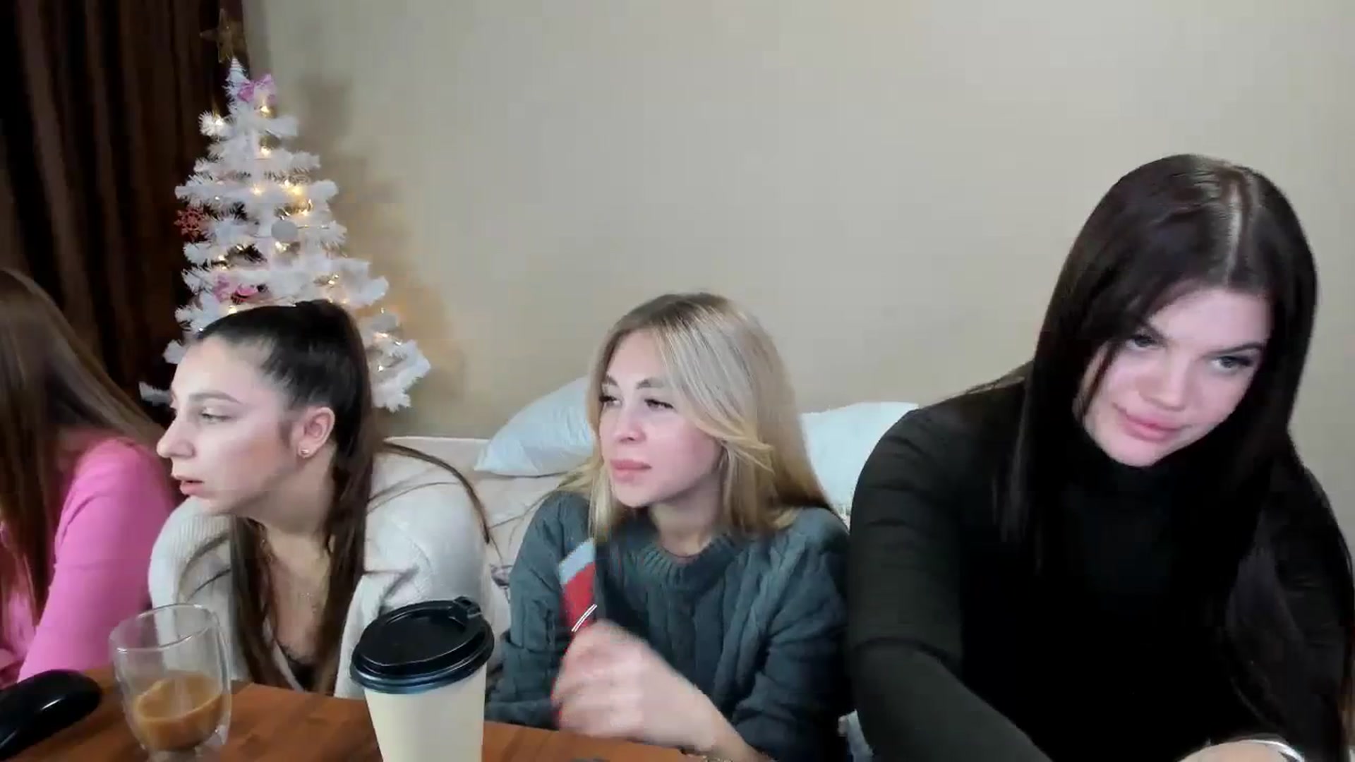 Gallery image thumbnail from MerlinStoun's myfreecams stream on, 12/12/2023, 09:21 image 12 of 20