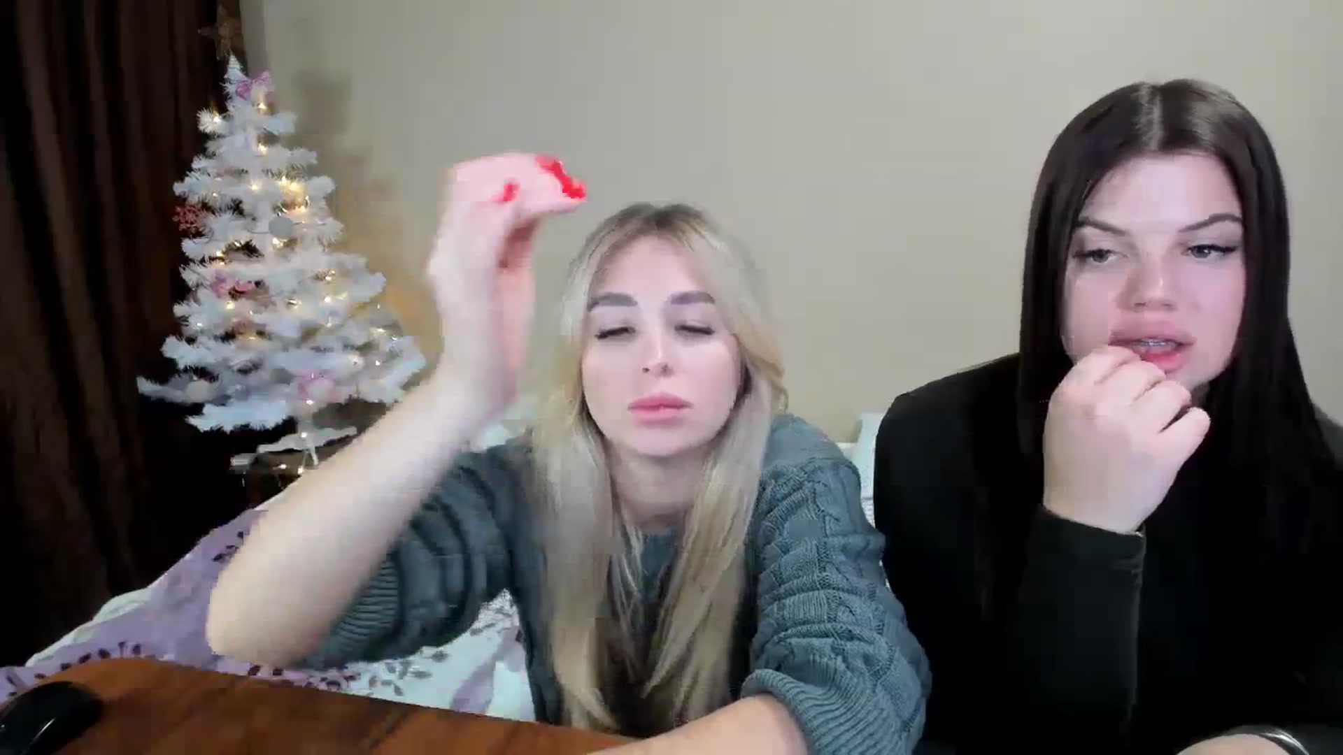 Gallery image thumbnail from MerlinStoun's myfreecams stream on, 12/12/2023, 09:54 image 16 of 20