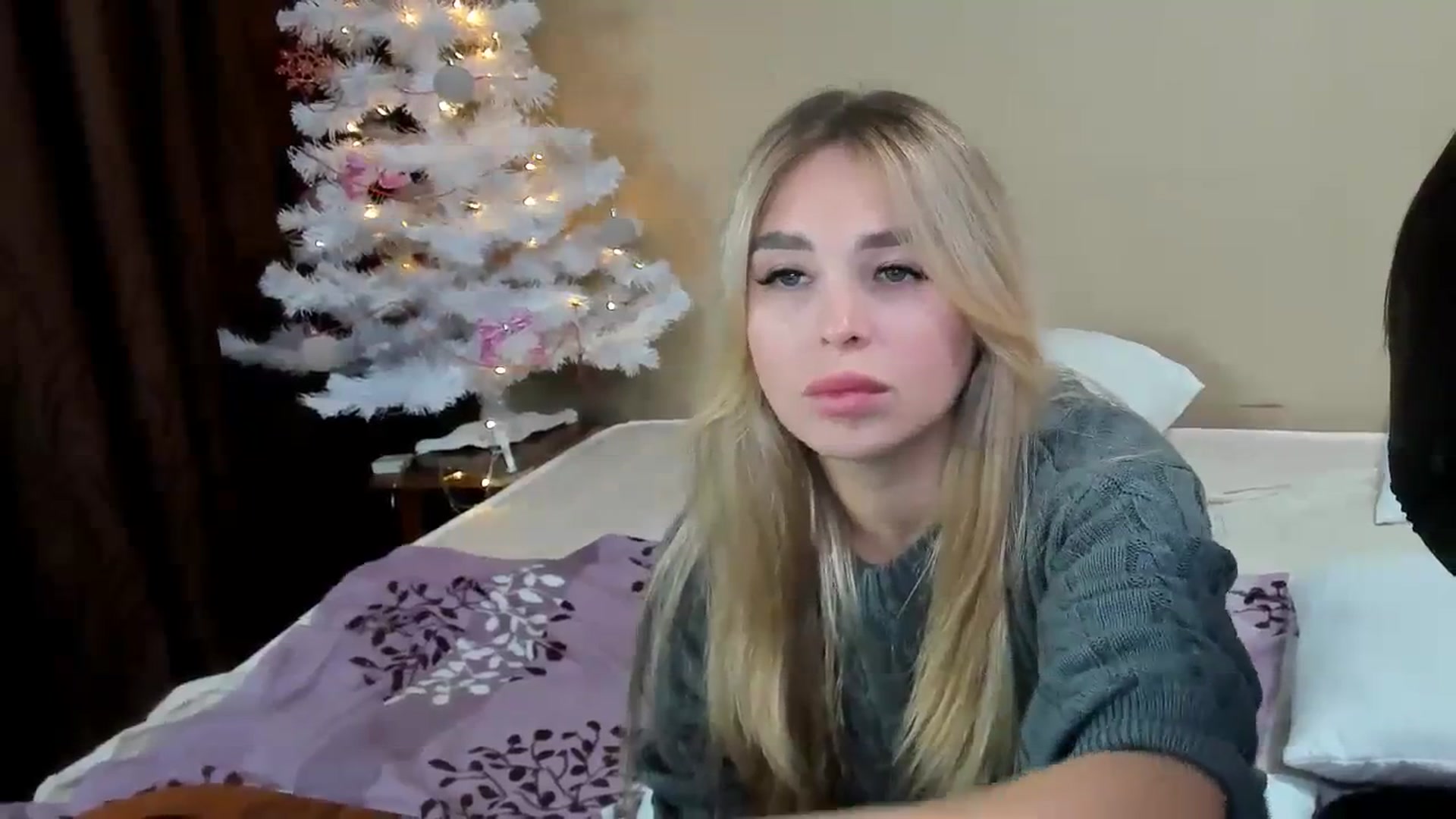 Gallery image thumbnail from MerlinStoun's myfreecams stream on, 12/12/2023, 09:54 image 19 of 20