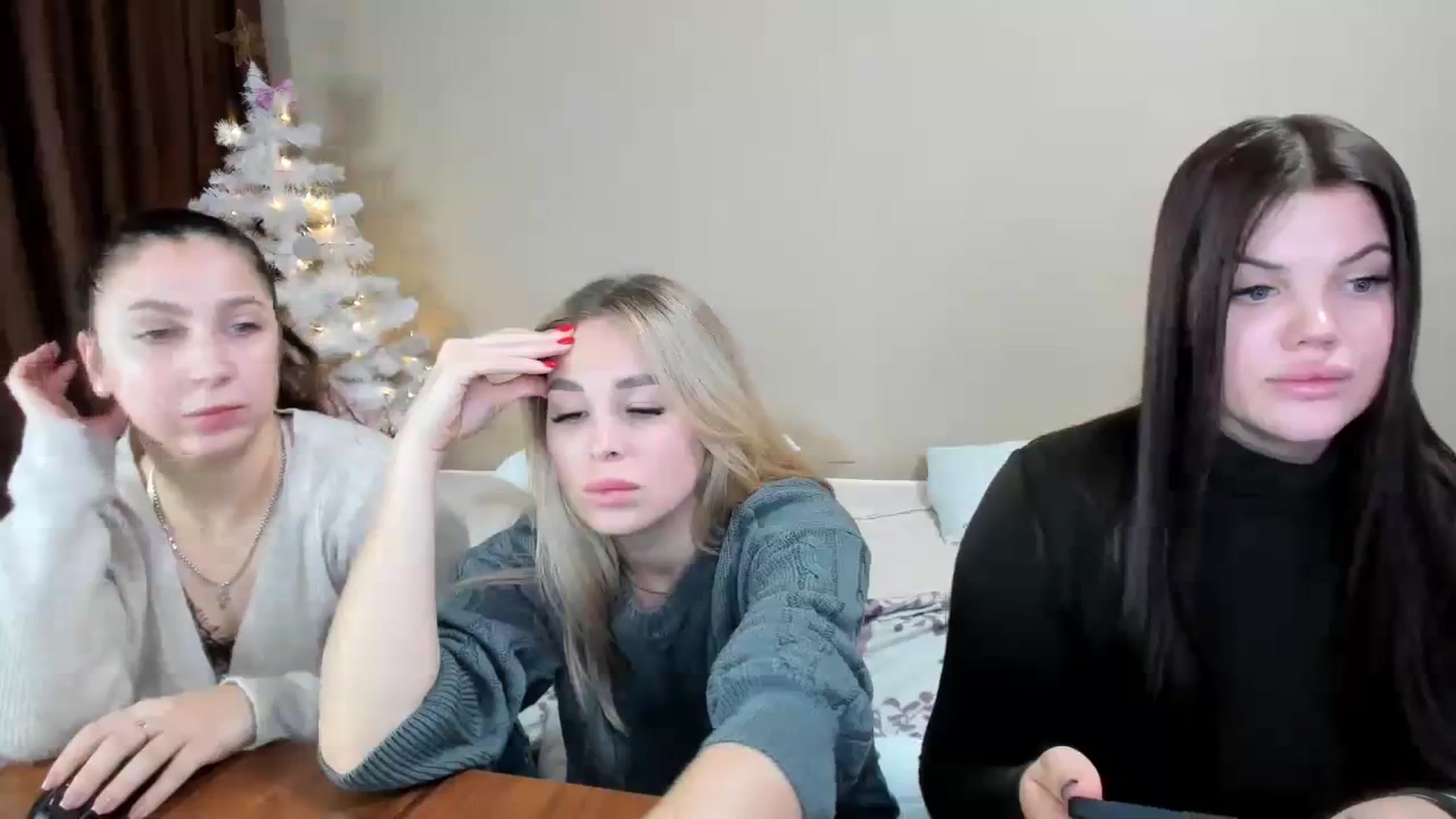 Gallery image thumbnail from MerlinStoun's myfreecams stream on, 12/12/2023, 09:54 image 4 of 20