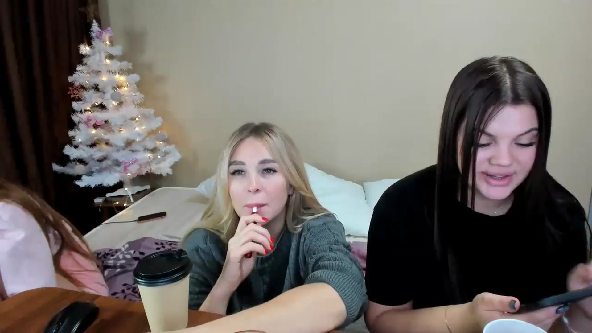 Gallery image thumbnail from MerlinStoun's myfreecams stream on, 12/12/2023, 10:35 image 2 of 20
