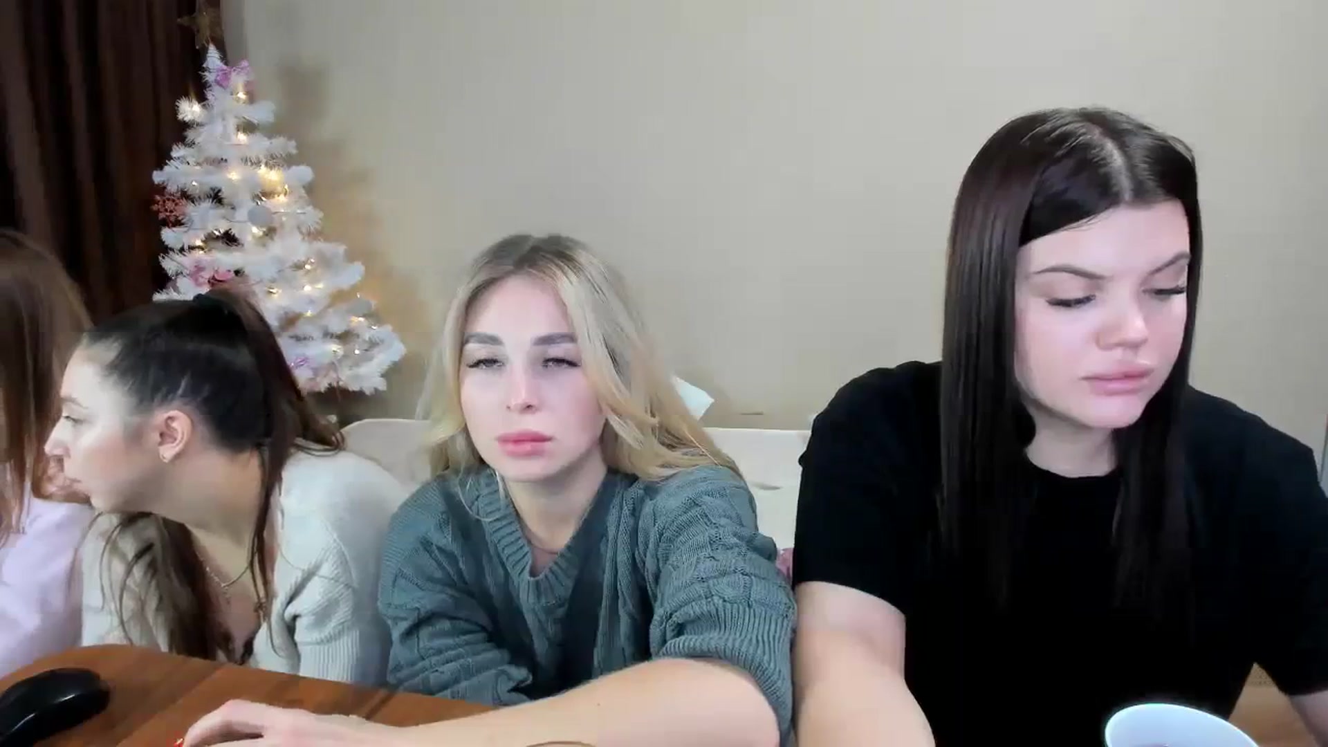 Gallery image thumbnail from MerlinStoun's myfreecams stream on, 12/12/2023, 10:35 image 13 of 20