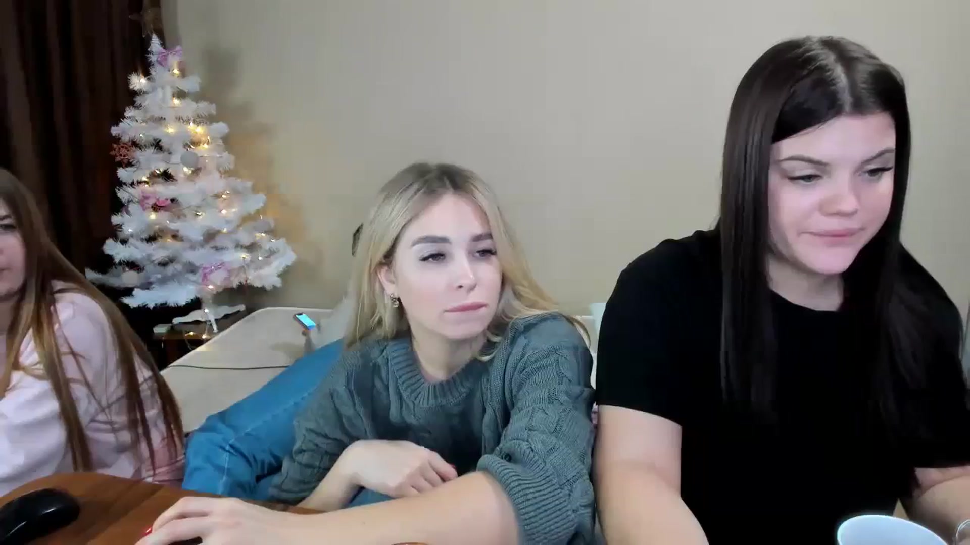 Gallery image thumbnail from MerlinStoun's myfreecams stream on, 12/12/2023, 10:35 image 19 of 20