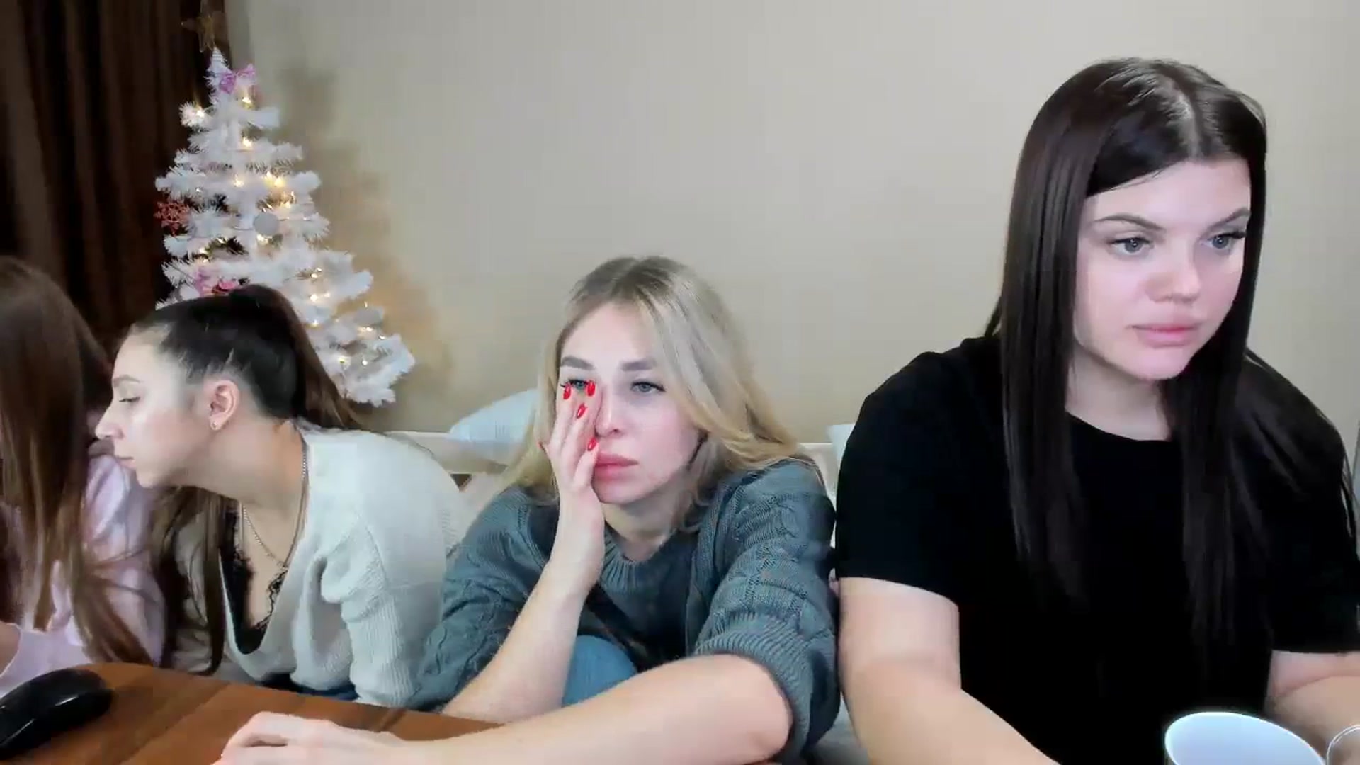 Gallery image thumbnail from MerlinStoun's myfreecams stream on, 12/12/2023, 10:35 image 20 of 20