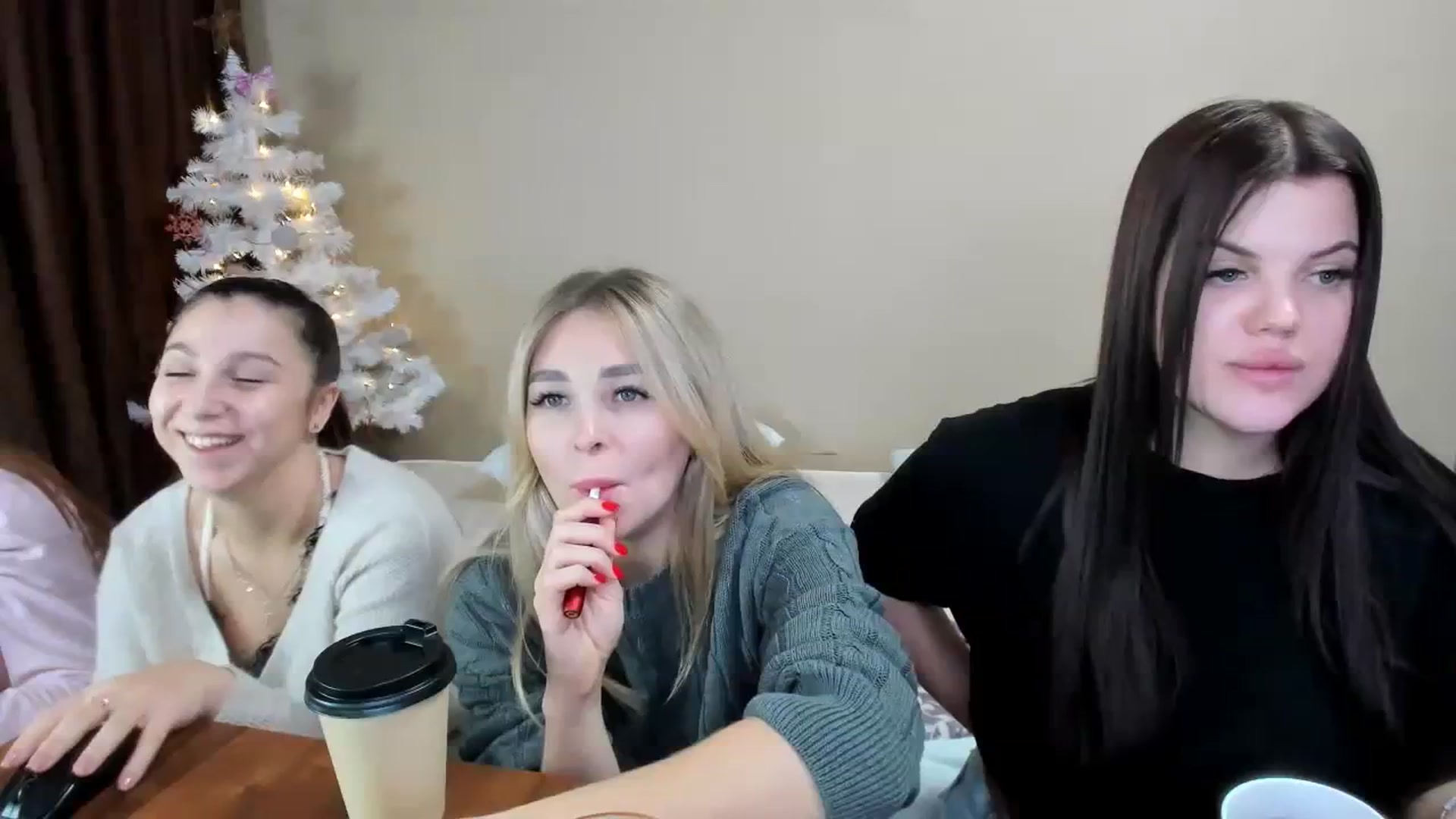 Gallery image thumbnail from MerlinStoun's myfreecams stream on, 12/12/2023, 10:35 image 6 of 20