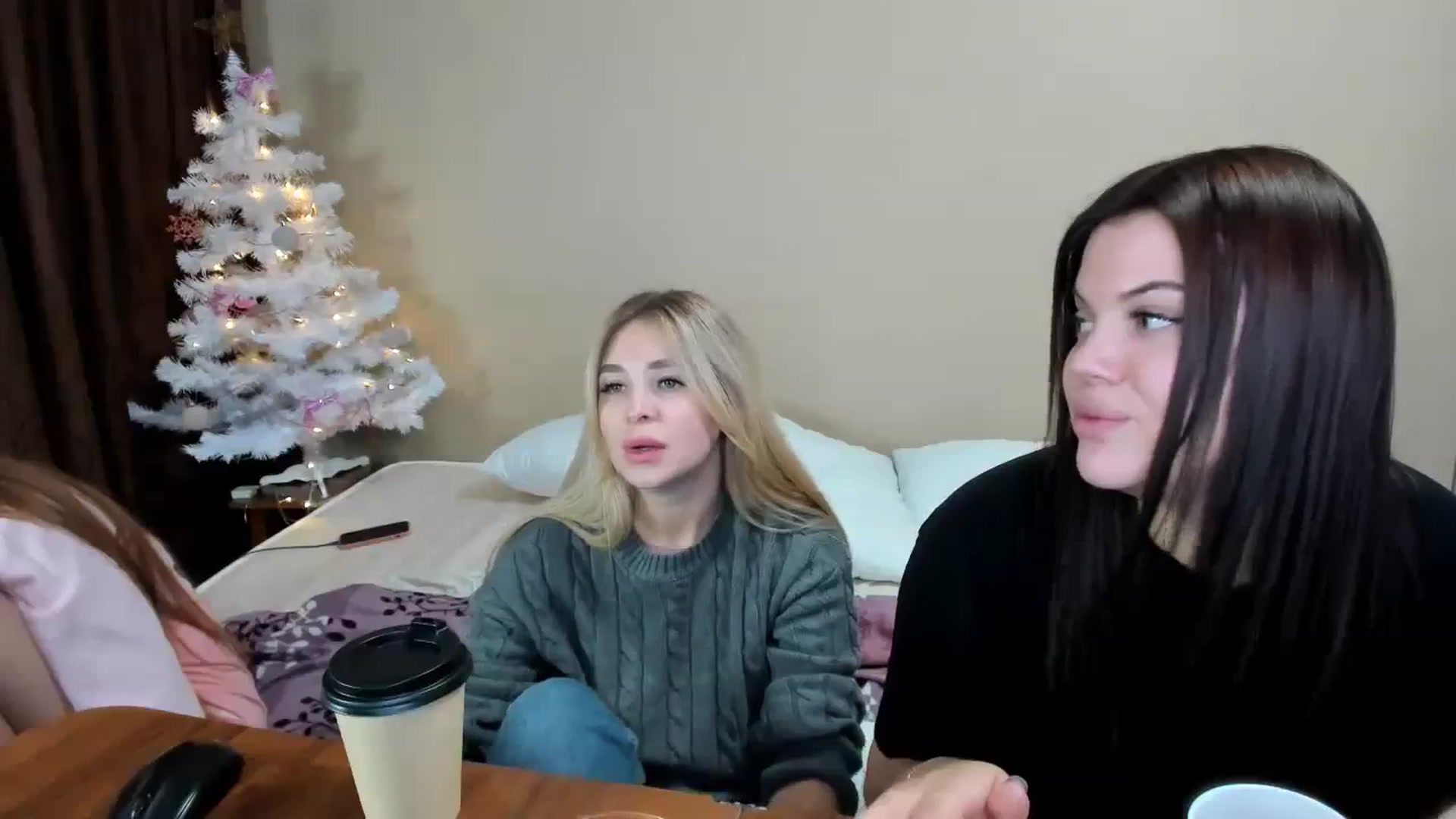 Gallery image thumbnail from MerlinStoun's myfreecams stream on, 12/12/2023, 10:35 image 3 of 20
