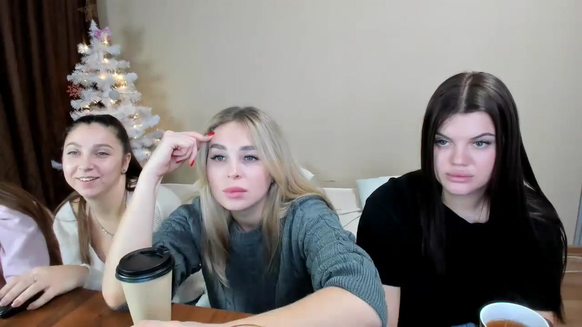 Gallery image thumbnail from MerlinStoun's myfreecams stream on, 12/12/2023, 10:35 image 8 of 20