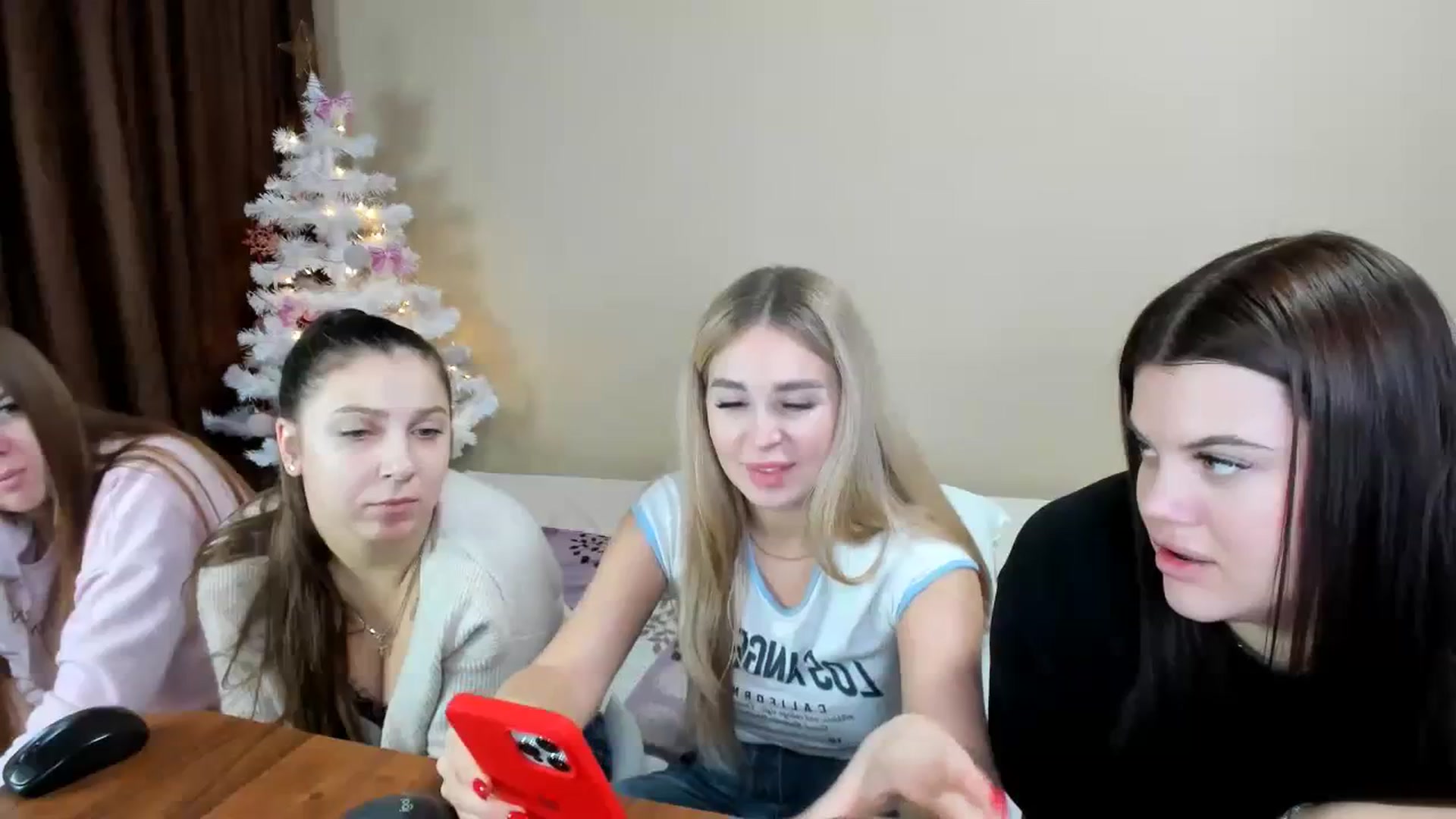 Gallery image thumbnail from MerlinStoun's myfreecams stream on, 12/12/2023, 11:55 image 11 of 20