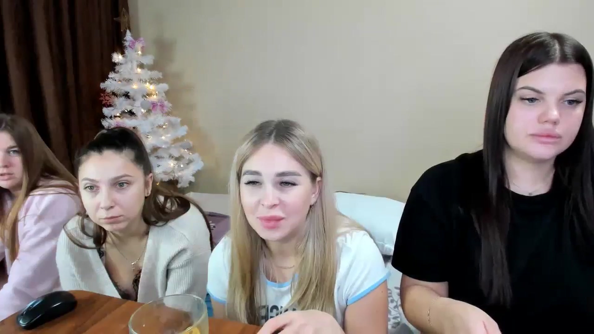 Gallery image thumbnail from MerlinStoun's myfreecams stream on, 12/12/2023, 11:55 image 19 of 20