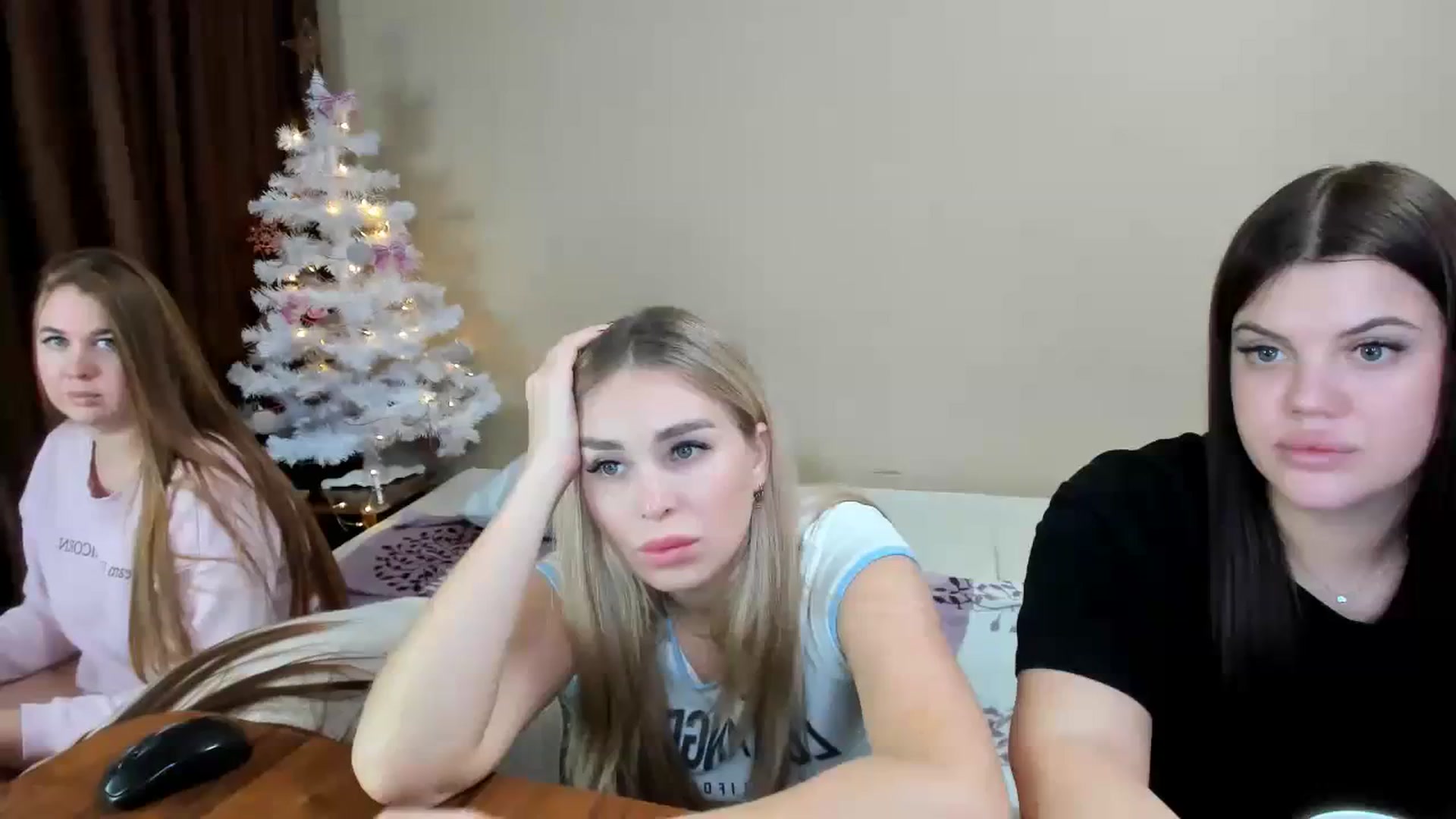 Gallery image thumbnail from MerlinStoun's myfreecams stream on, 12/12/2023, 11:55 image 4 of 20