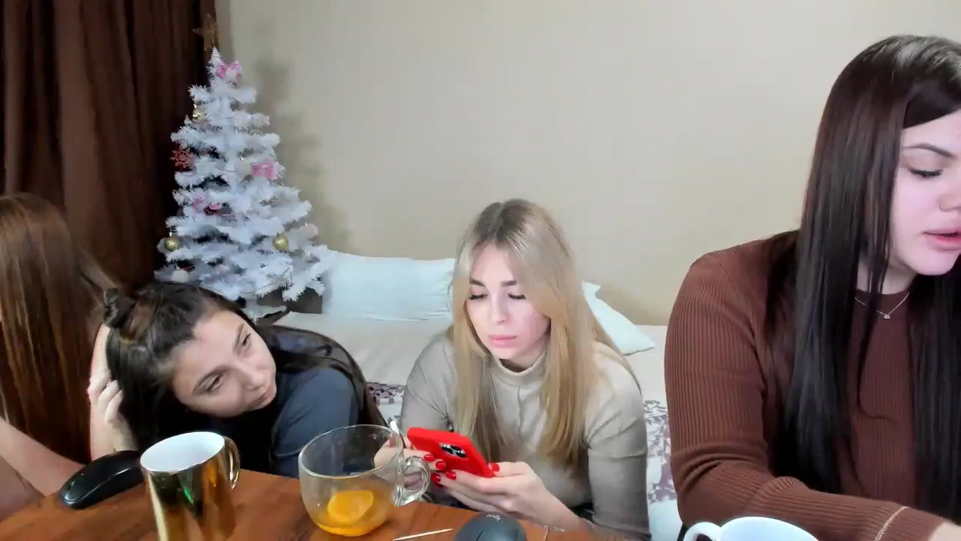 Gallery image thumbnail from MerlinStoun's myfreecams stream on, 12/14/2023, 10:43 image 13 of 20