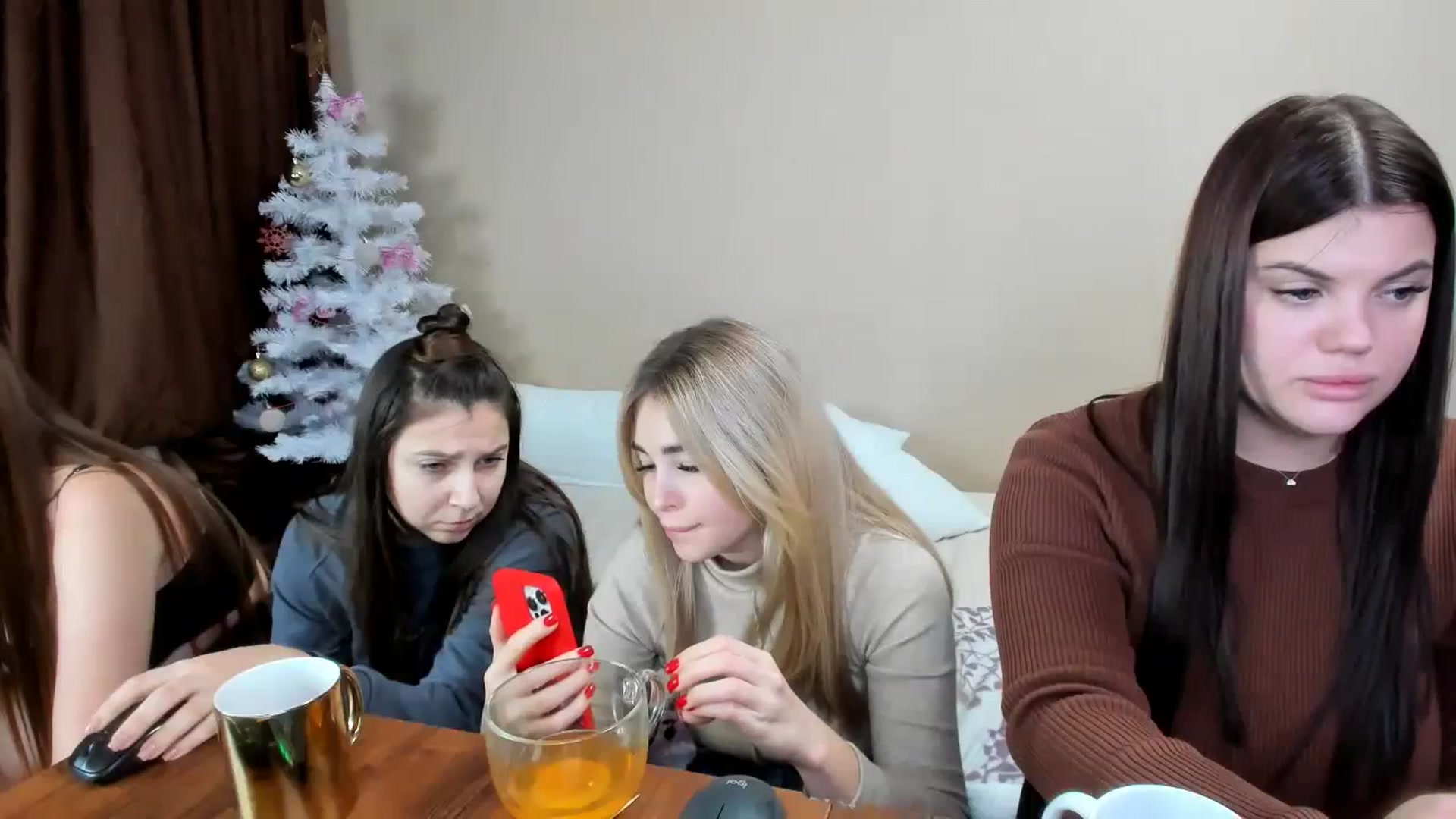 Gallery image thumbnail from MerlinStoun's myfreecams stream on, 12/14/2023, 10:43 image 4 of 20