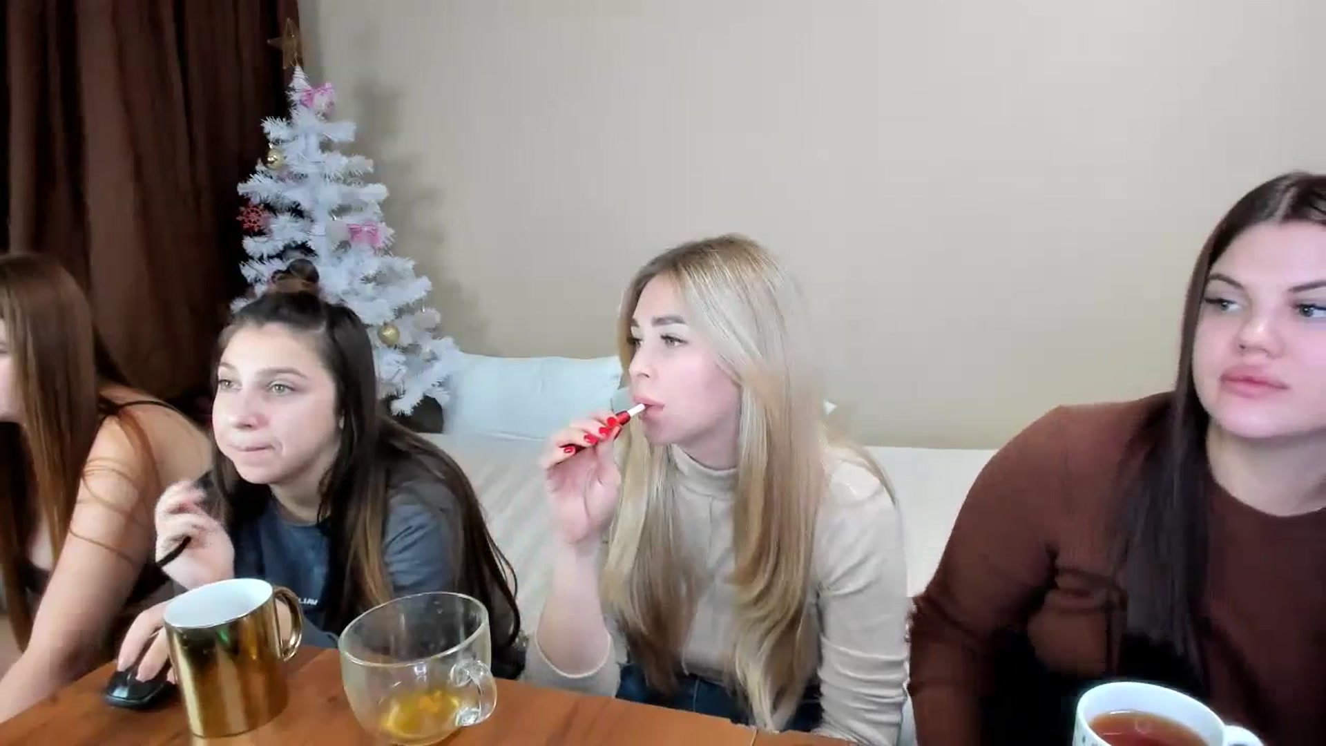 Gallery image thumbnail from MerlinStoun's myfreecams stream on, 12/14/2023, 11:35 image 3 of 20