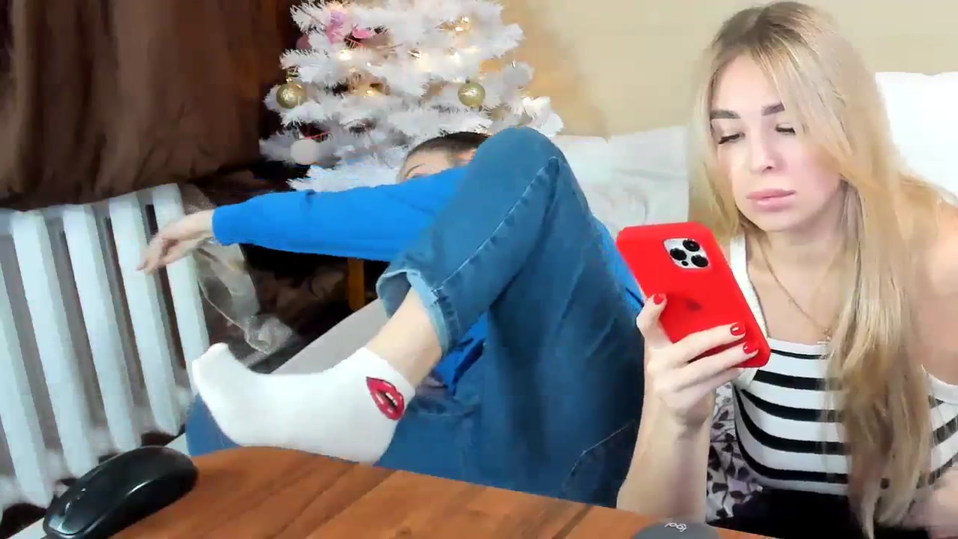 Gallery image thumbnail from MerlinStoun's myfreecams stream on, 12/15/2023, 09:18 image 17 of 20