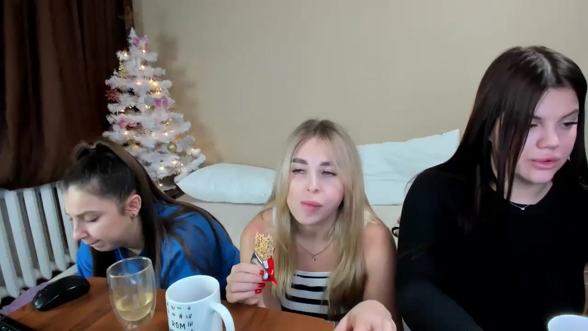 Gallery image thumbnail from MerlinStoun's myfreecams stream on, 12/15/2023, 11:24 image 13 of 20