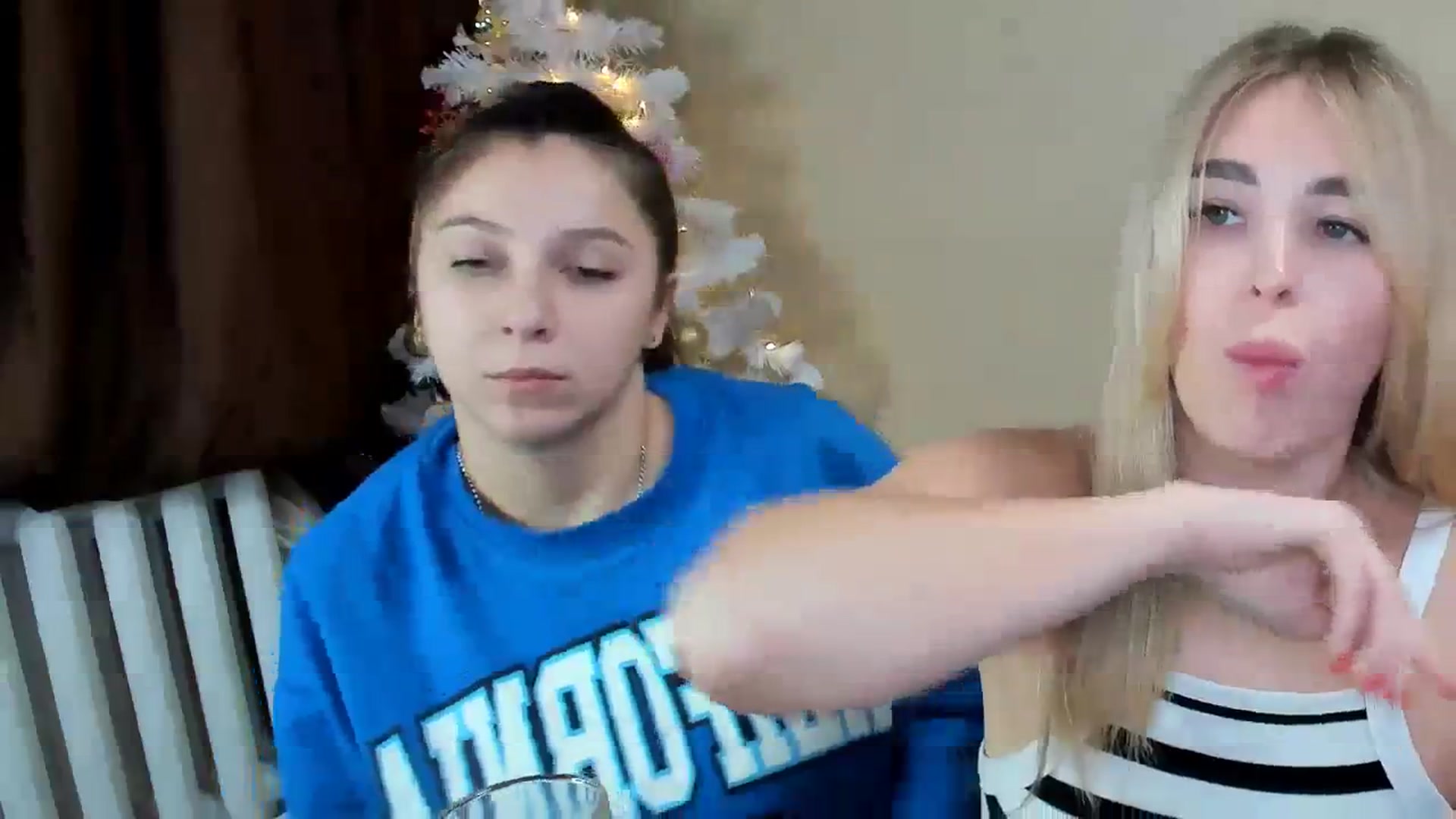 Gallery image thumbnail from MerlinStoun's myfreecams stream on, 12/15/2023, 11:24 image 14 of 20