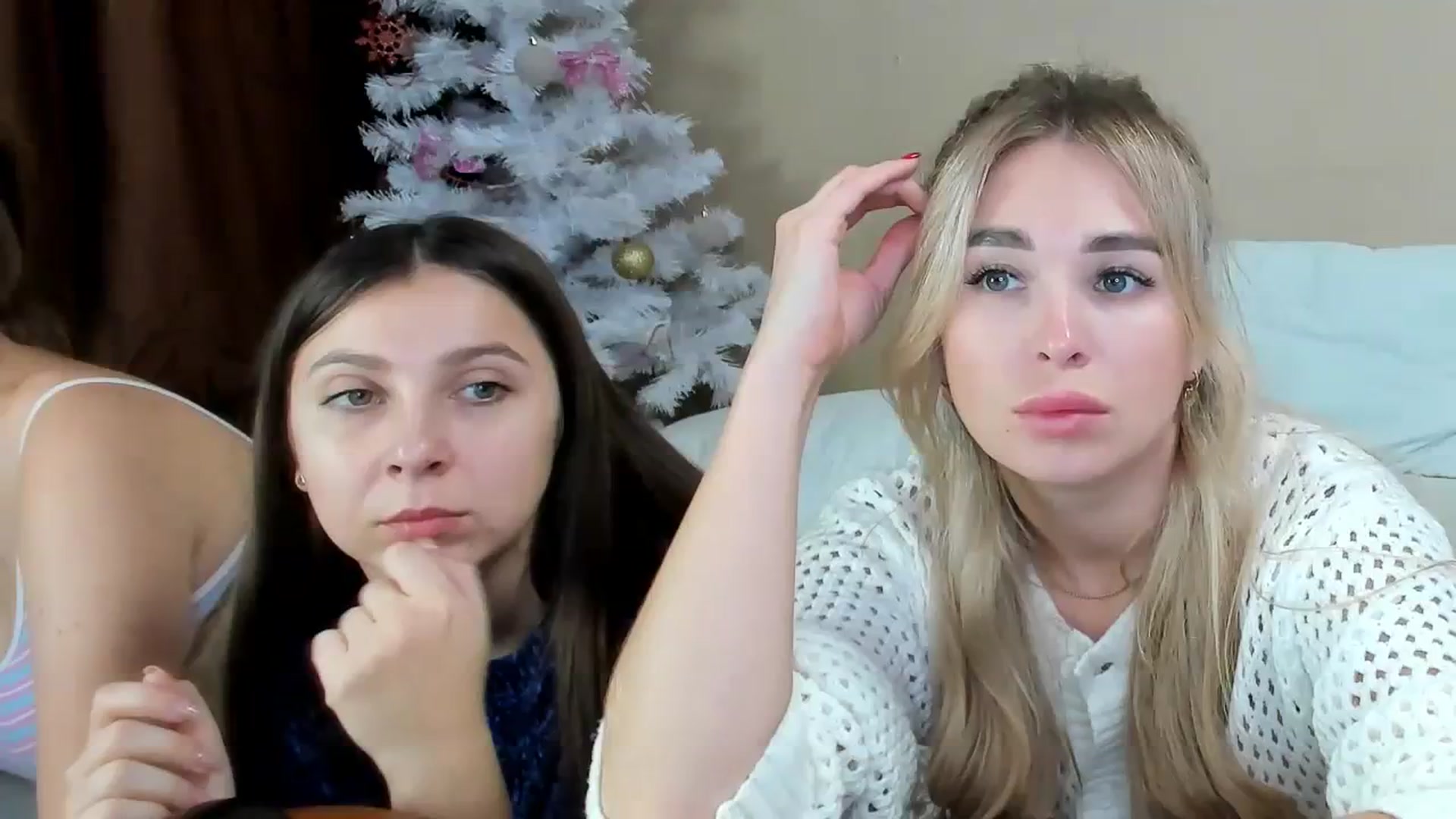 Gallery image thumbnail from MerlinStoun's myfreecams stream on, 12/16/2023, 10:49 image 17 of 20