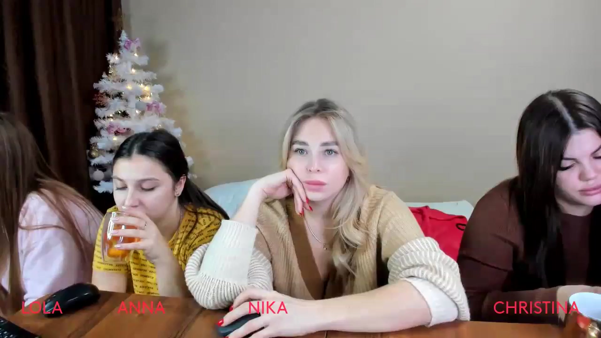 Gallery image thumbnail from MerlinStoun's myfreecams stream on, 12/23/2023, 12:01 image 7 of 20