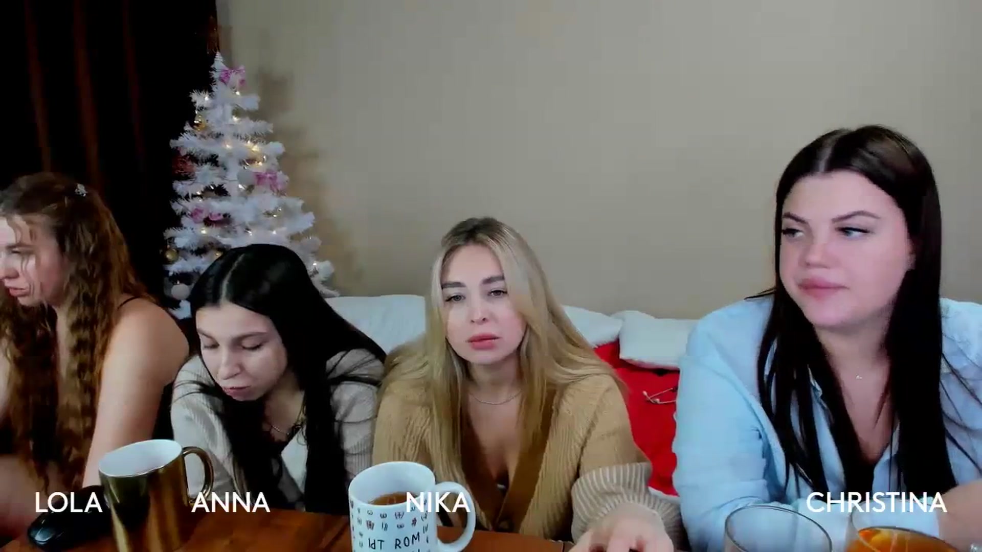 Gallery image thumbnail from MerlinStoun's myfreecams stream on, 12/25/2023, 10:45 image 16 of 20